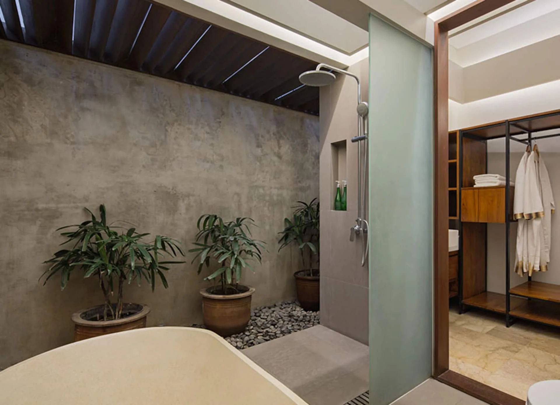 Charming Town Retreat 3 Bedroom Private Villa in Canggu 5