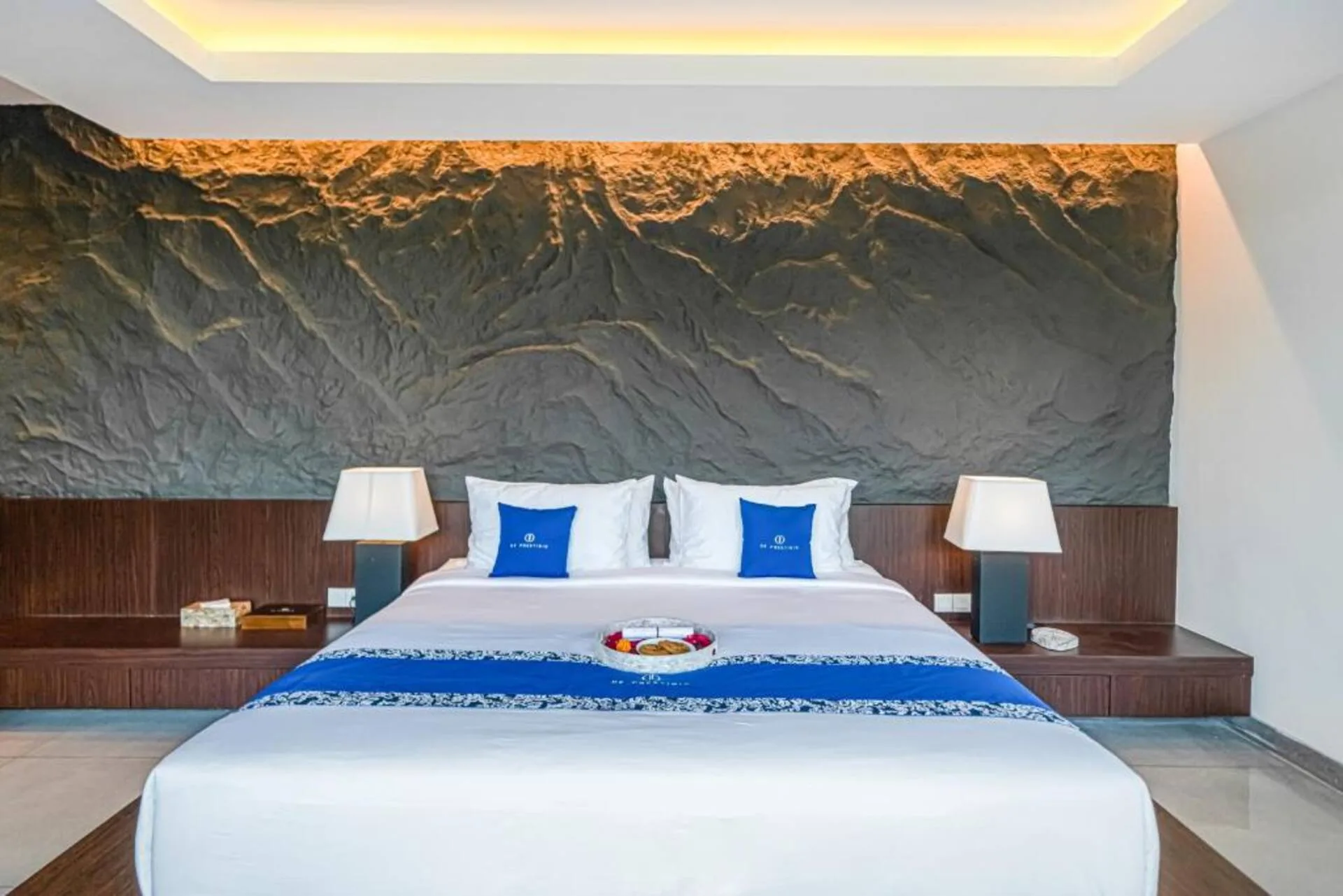 Luxury 6 Bedroom Villa with Private Pool 2