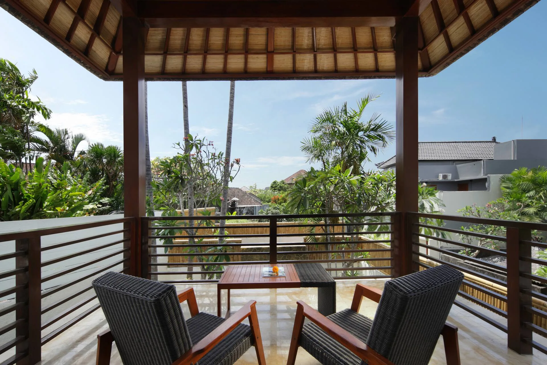 Homely Place : 3 Bedroom Villa 9 Minutes to Batu Bolong 4