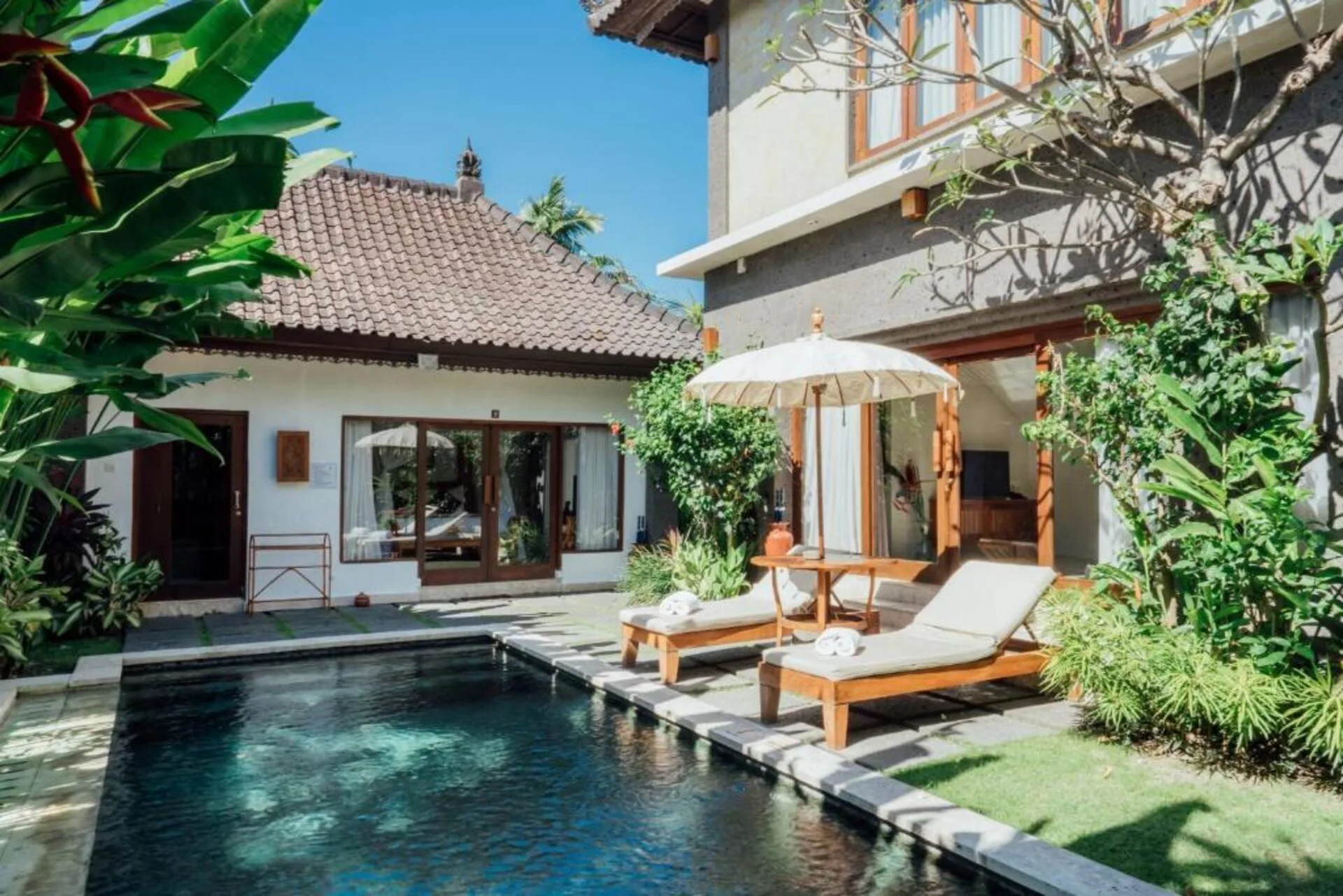 Beachfront 2 Bedroom Private Resort Villa -keramas Beach 2