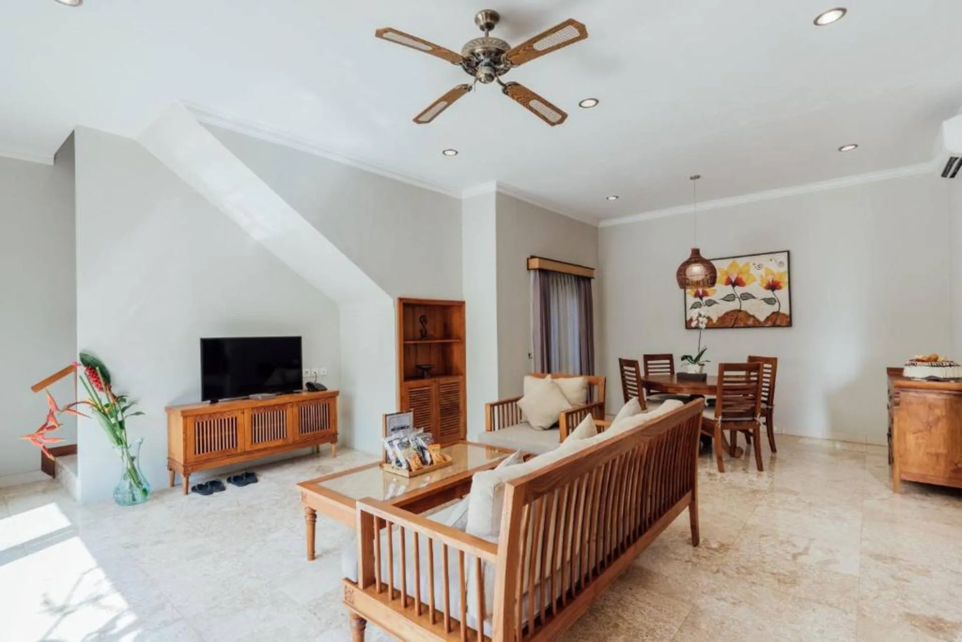 Beachfront Resort Haven 2 Bedroom Private Villa in Gianyar 5