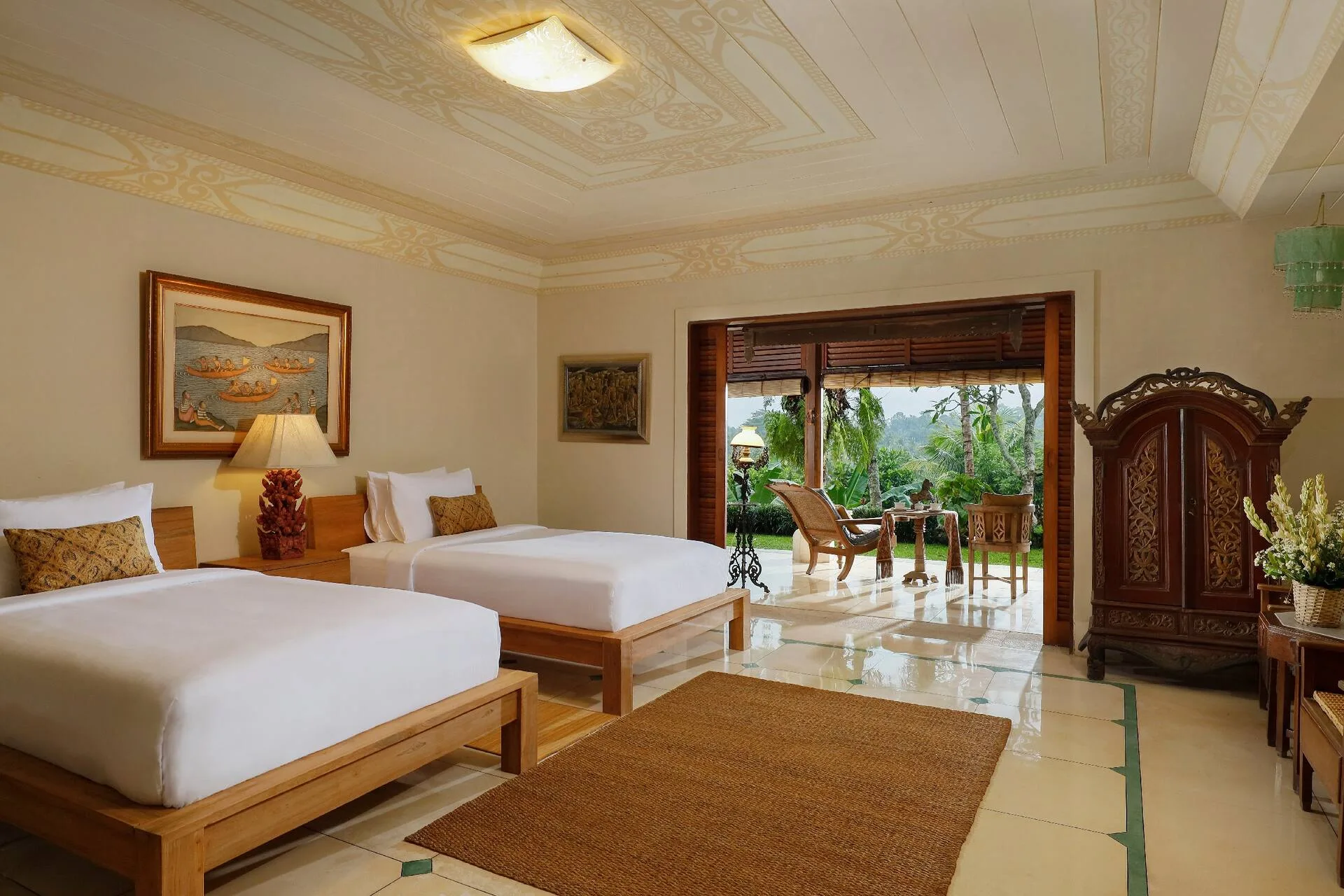 Traditional 3 Bedroom Design with Infinity Pool Ubud 3