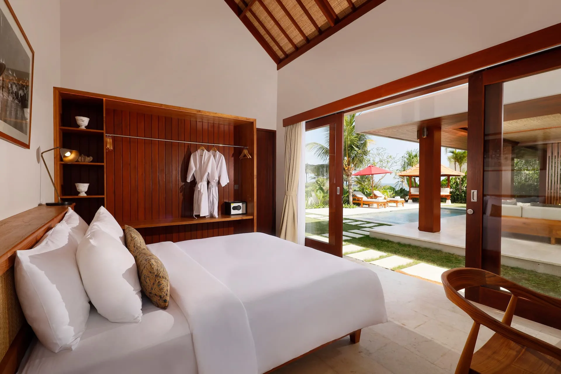 Coastal Tranquil 3 Bedroom Villa with Resort Access 3