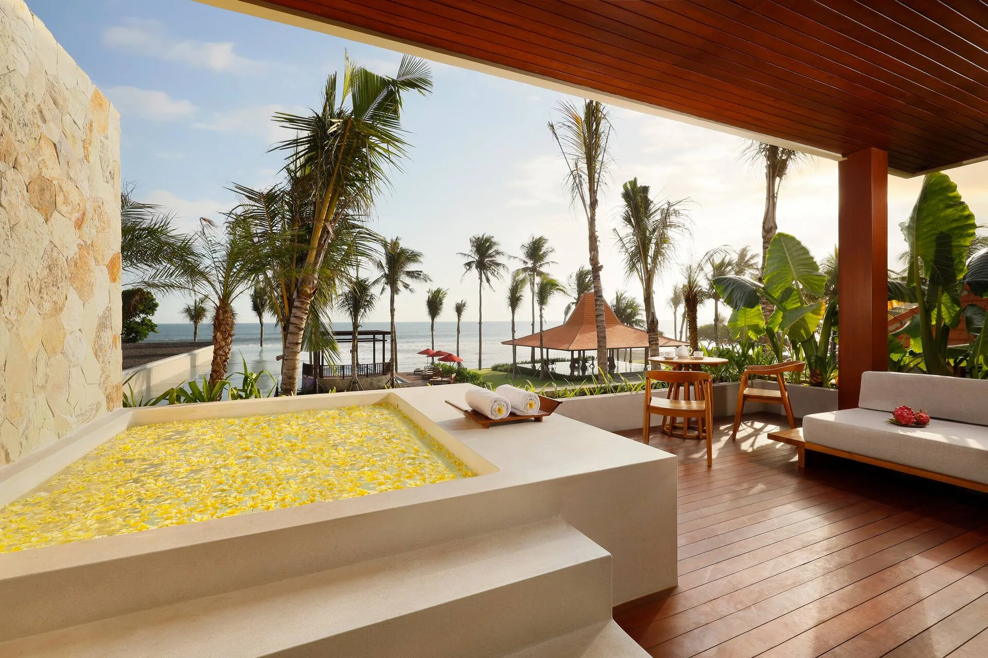 Coastal Tranquil 3 Bedroom Villa with Resort Access 4