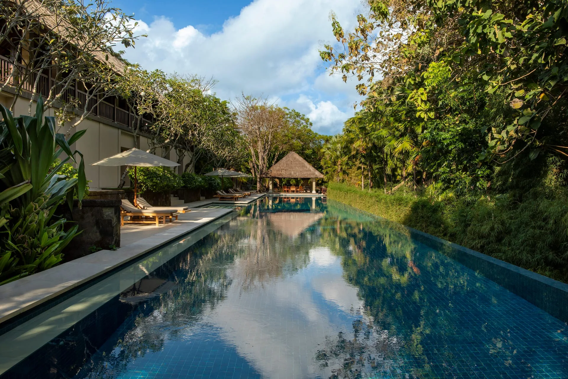 Luxury 4 Bedroom Villas-easy Access to Private Beach 4