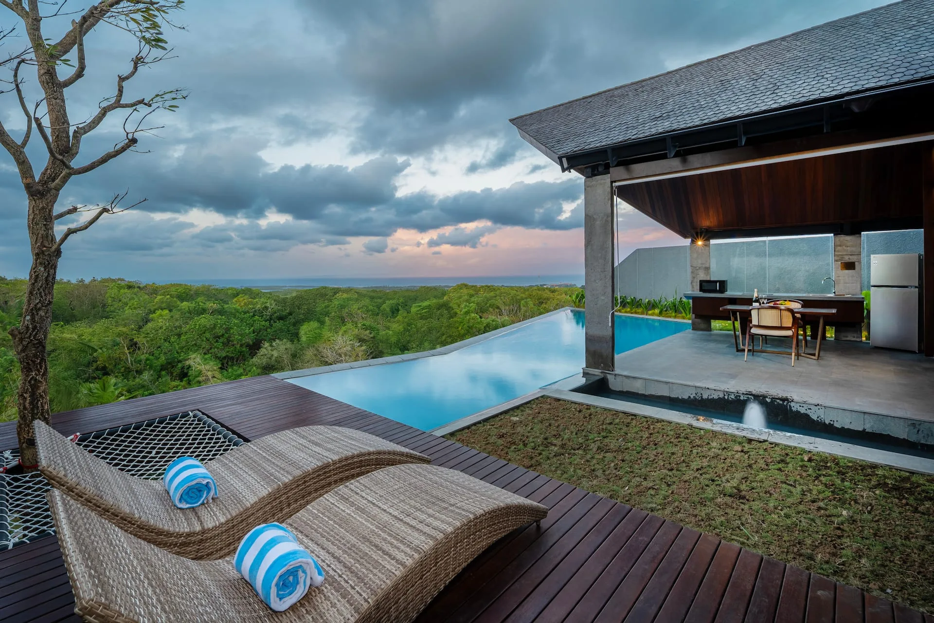 Luxury Villa for Couples in Nusa Dua 4