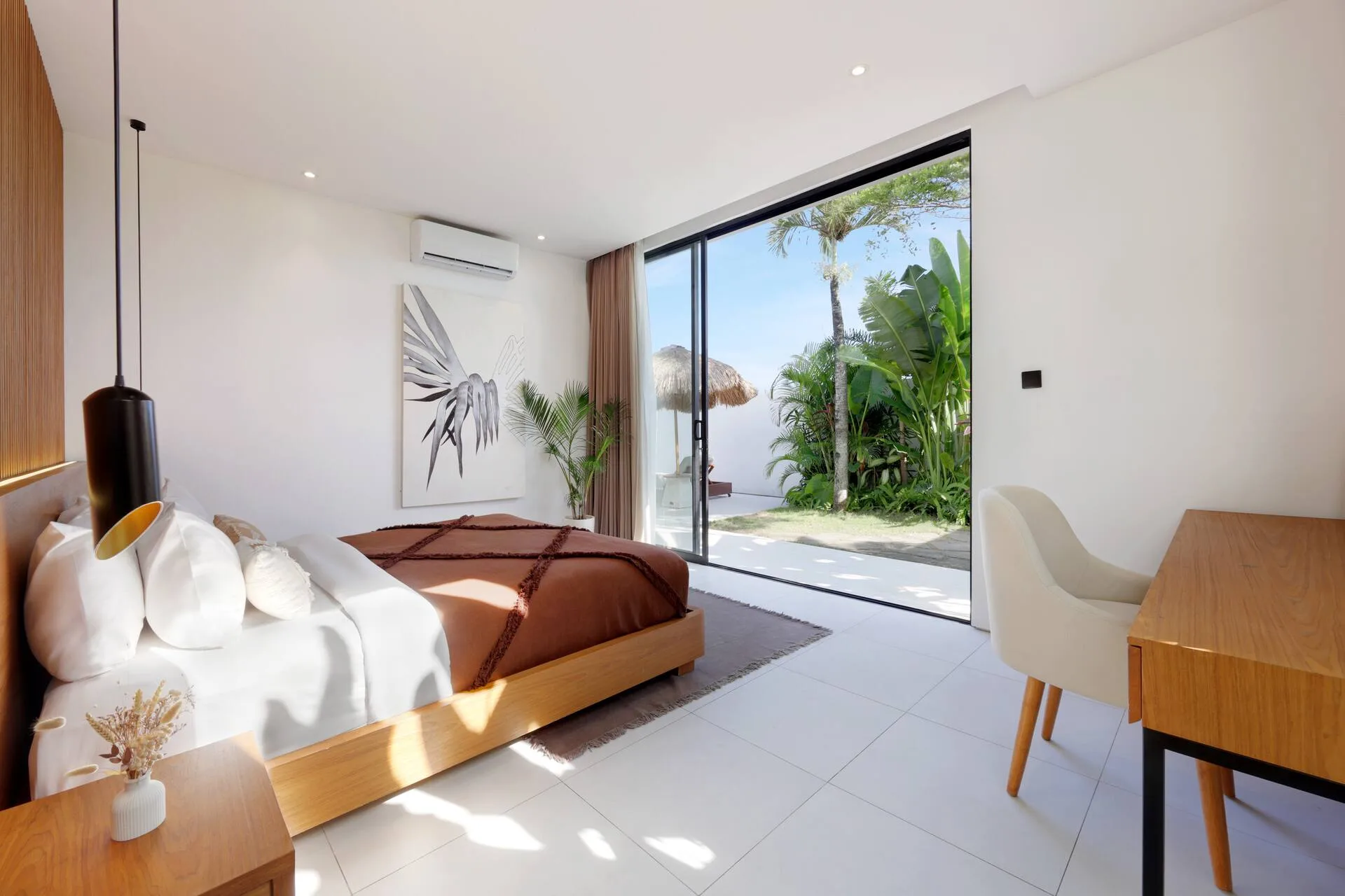 Peaceful Garden Sanctuary 3 Bedroom Private Villa in Canggu 4