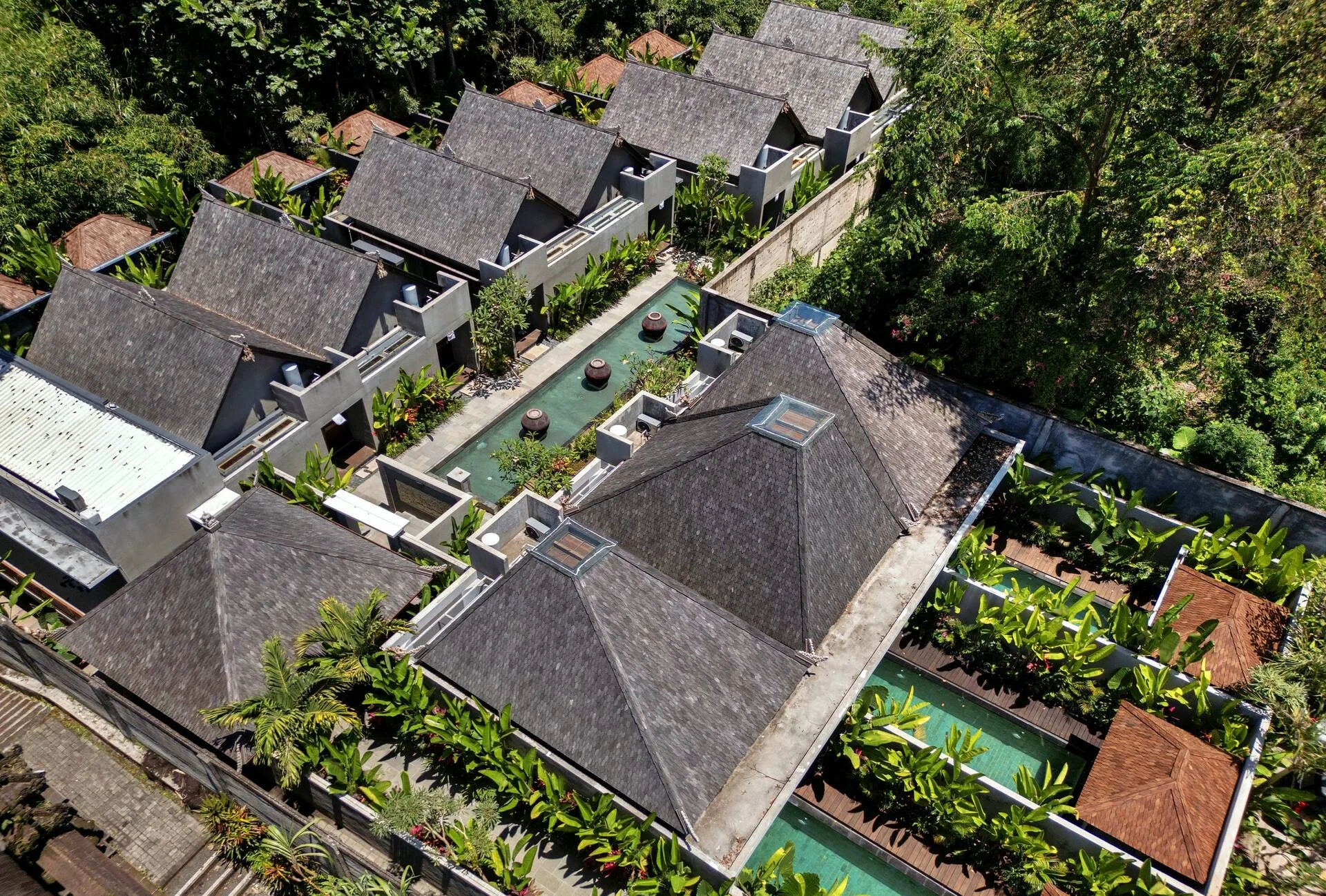 Sweet Honeymoon Hideaway 1 Bedroom Private Villa in Ubud 4