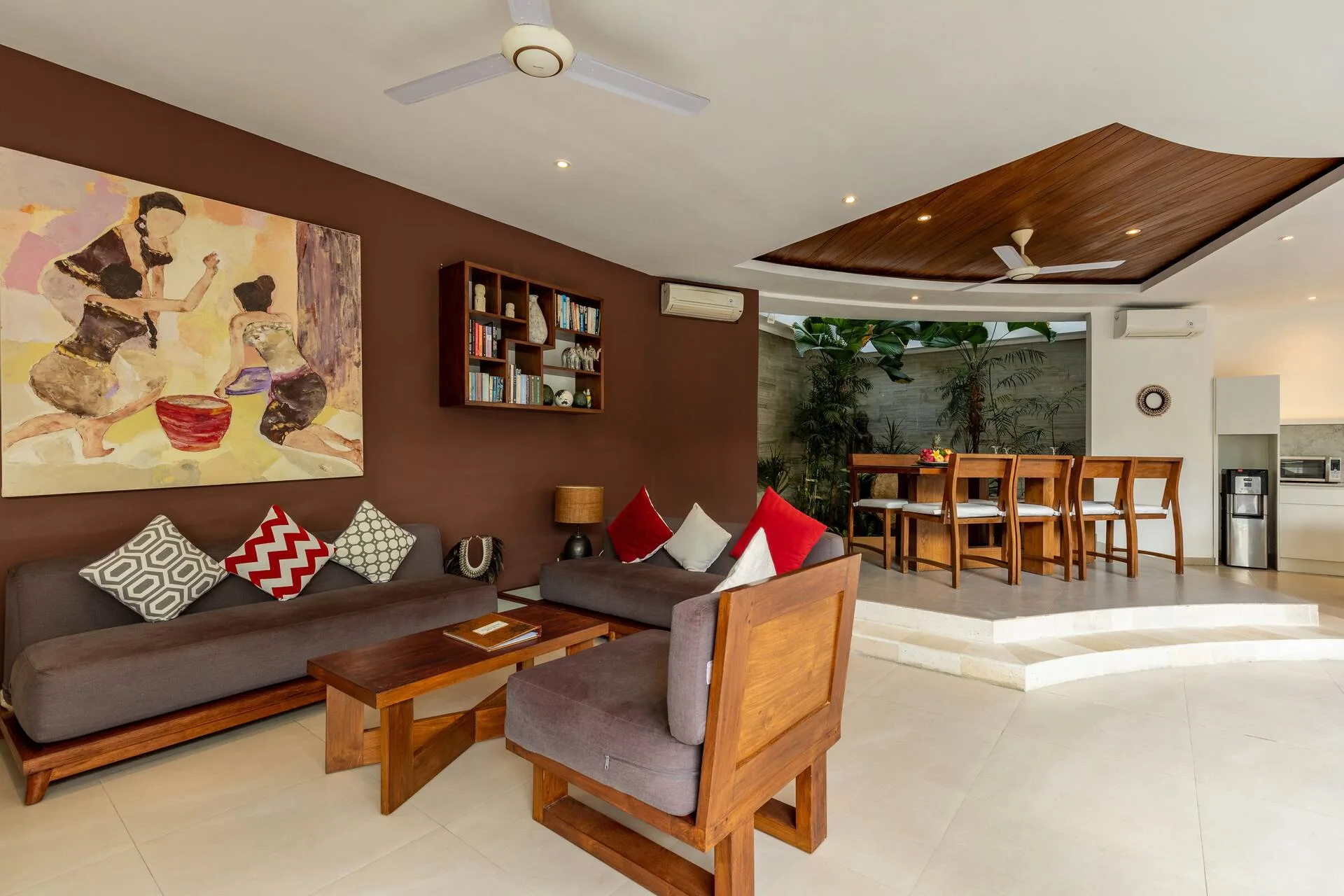 Spacious Designer Haven 4 Bedroom Private Villa in Seminyak 4