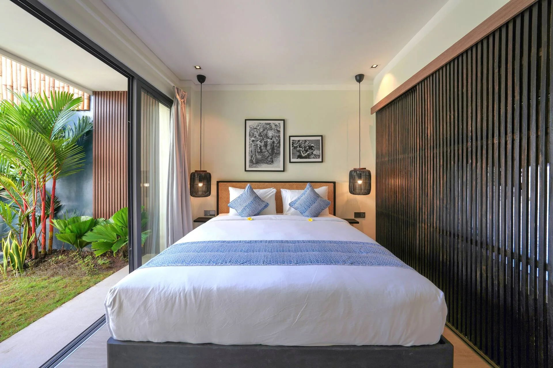 Modern 4 Bedroom Villa in Seminyak 5