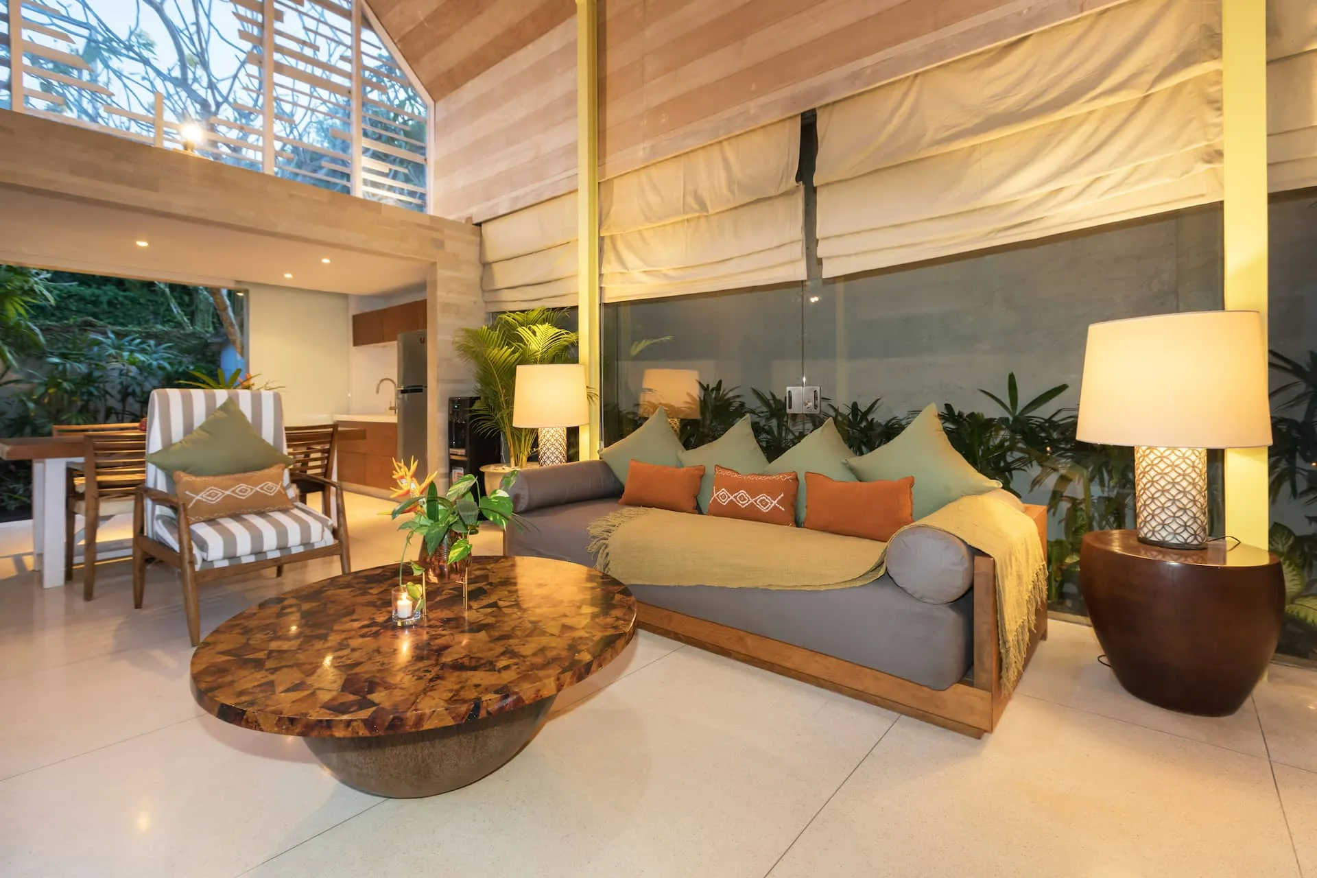 3 Bedroom Luxury Villas near Batu Bolong Beach 4