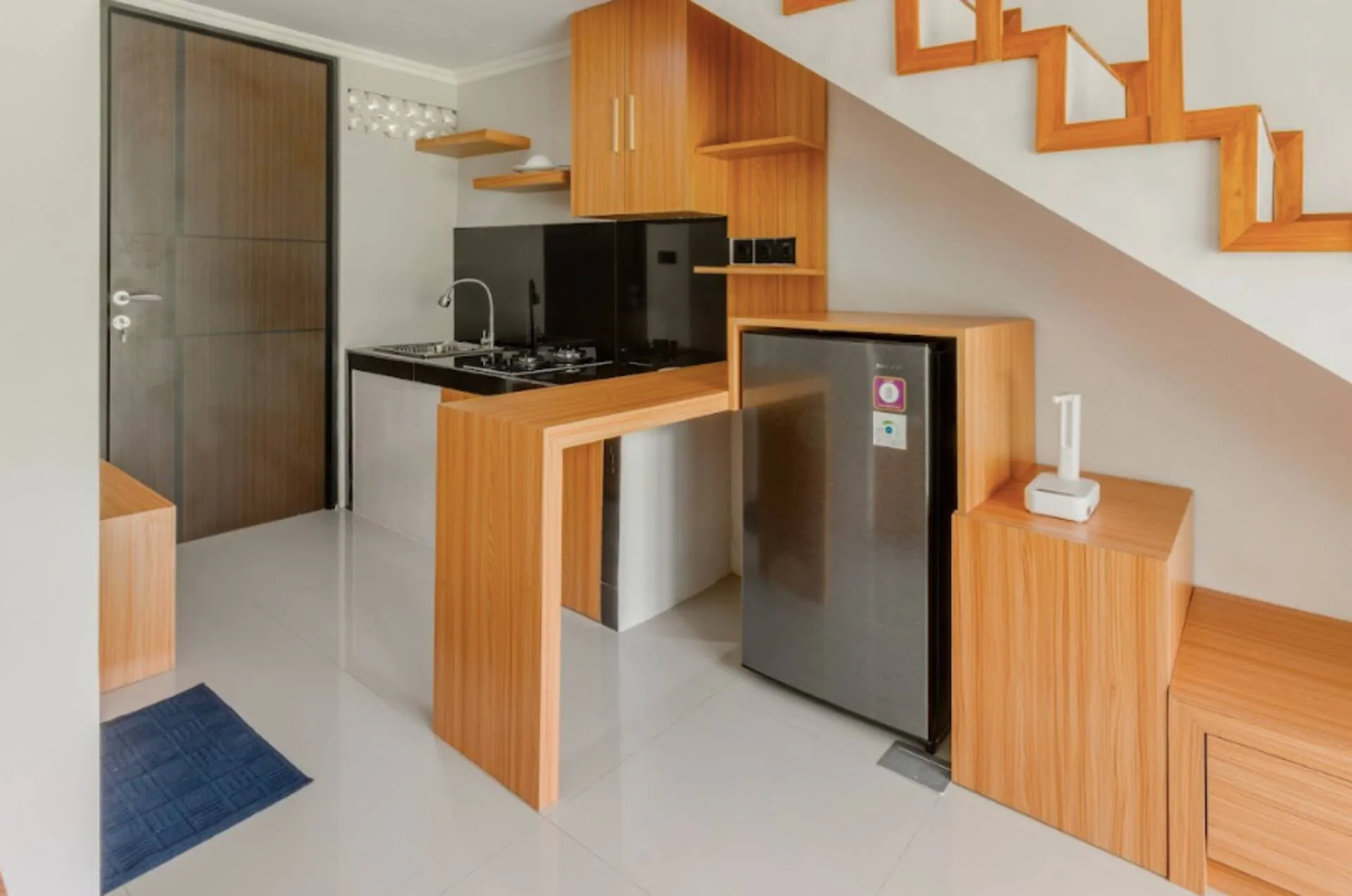 Cozy Mezzanine with Infinity Shared Pool Payangan 5