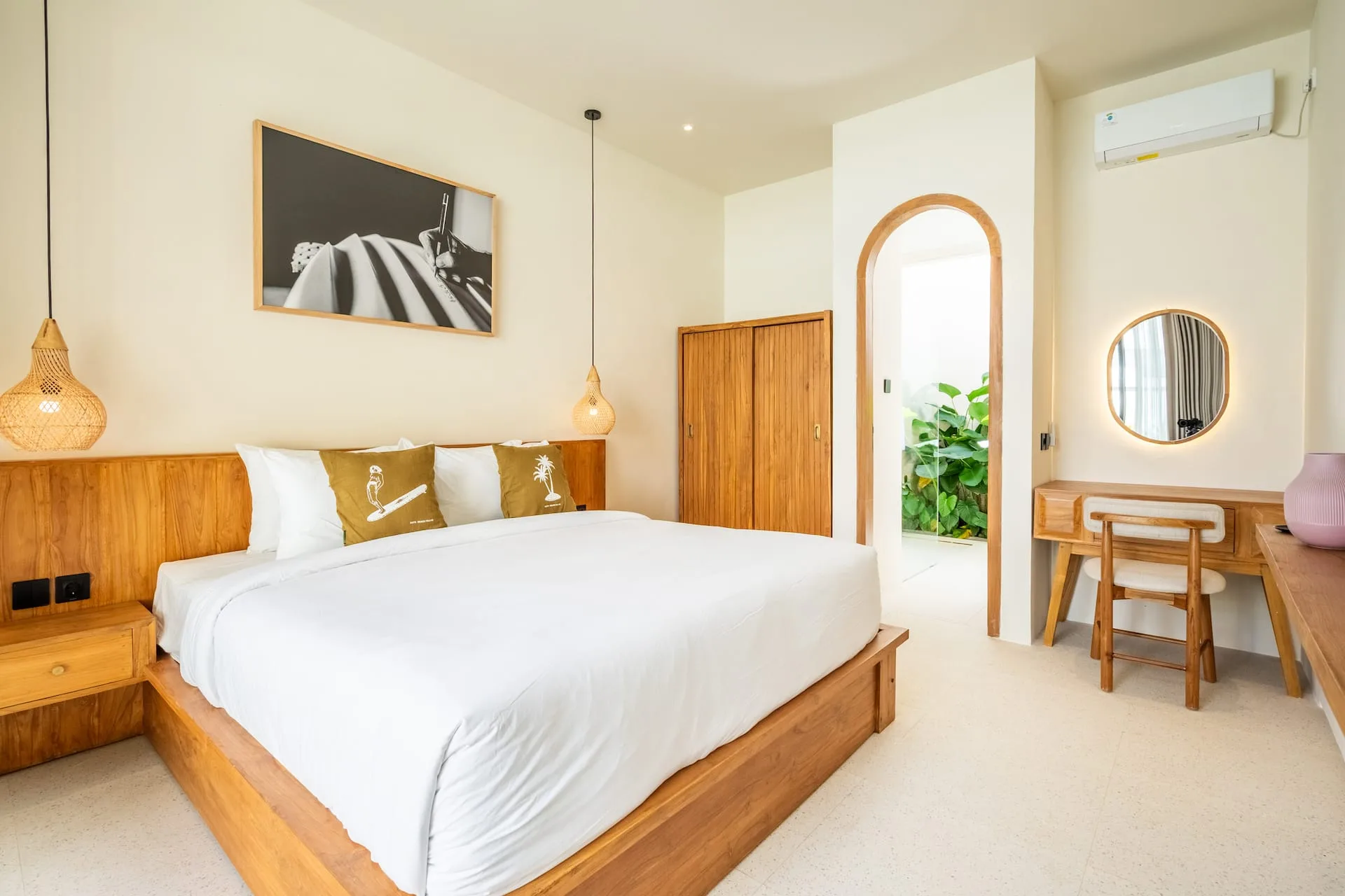 Meditera Style 2 Bedroom Villa-walk Distance Kuta Beach 3