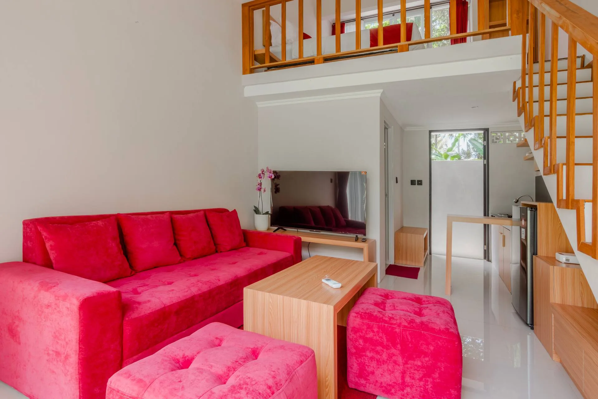 Suite Room and Sharing Pool in Payangan 2