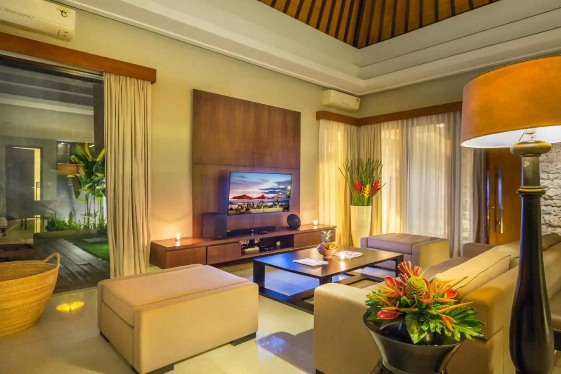 Luxe Modern Style 3 Bedroom Private Villa in Seminyak 2