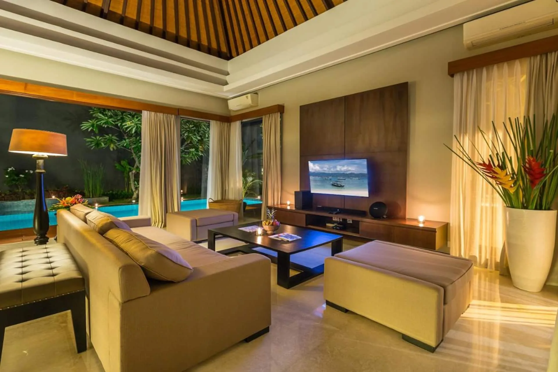 Luxe Modern Lines 3 Bedroom Private Villa in Seminyak 5