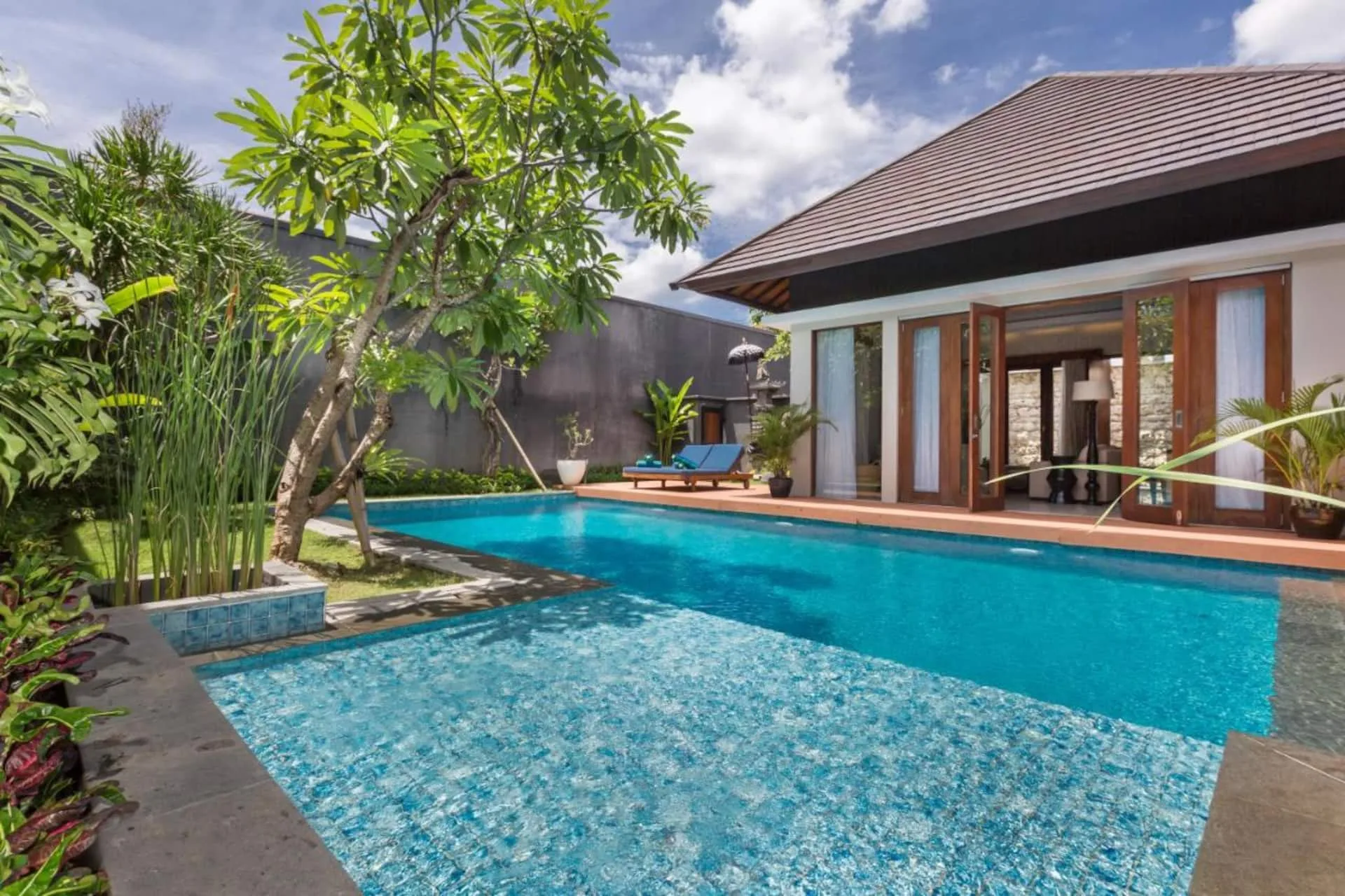Luxe Modern Style 2 Bedroom Private Villa in Seminyak 5