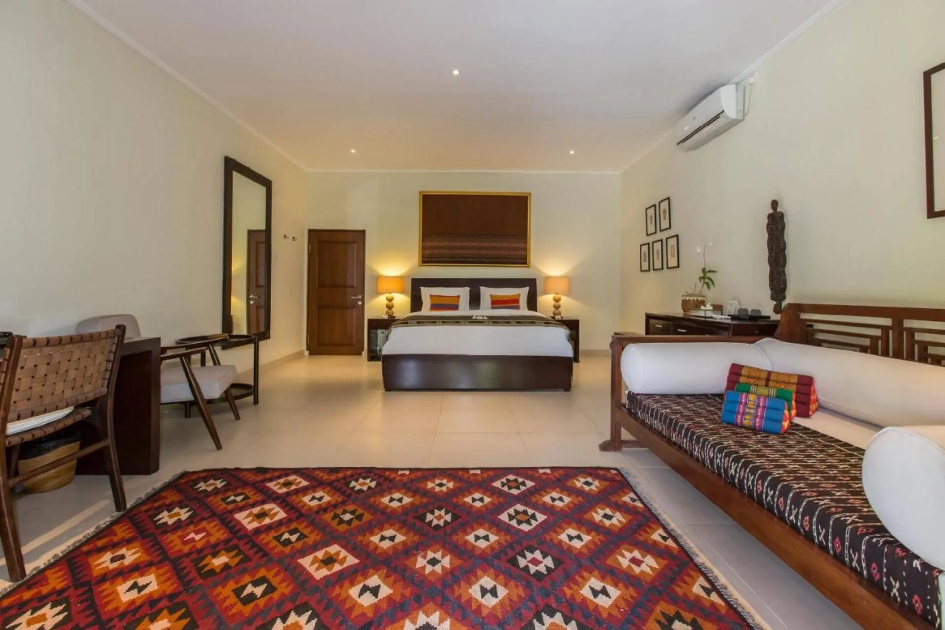 Garden 2 Bedroom Private Villa with Pool near Seminyak 3