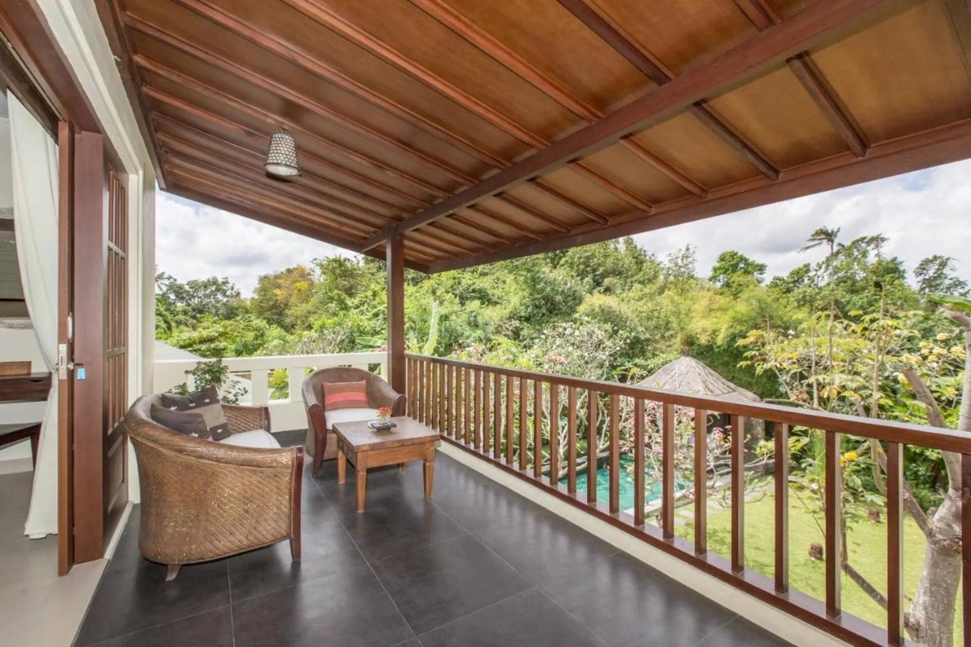 Garden Poolside Haven 2 Bedroom Private Villa in Seminyak 4