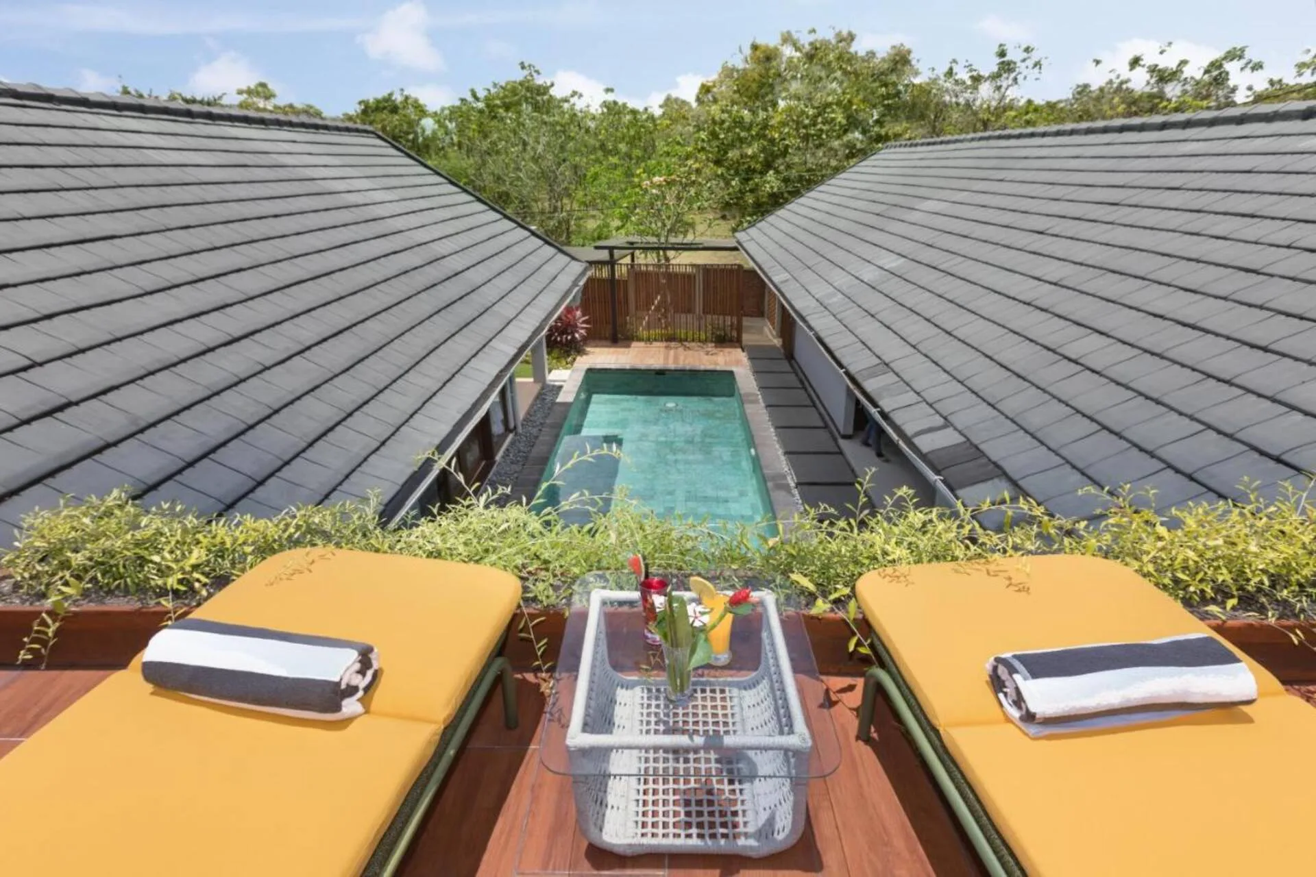 Modern-style 2 Bedroom Private Villa near Balangan Beach 4