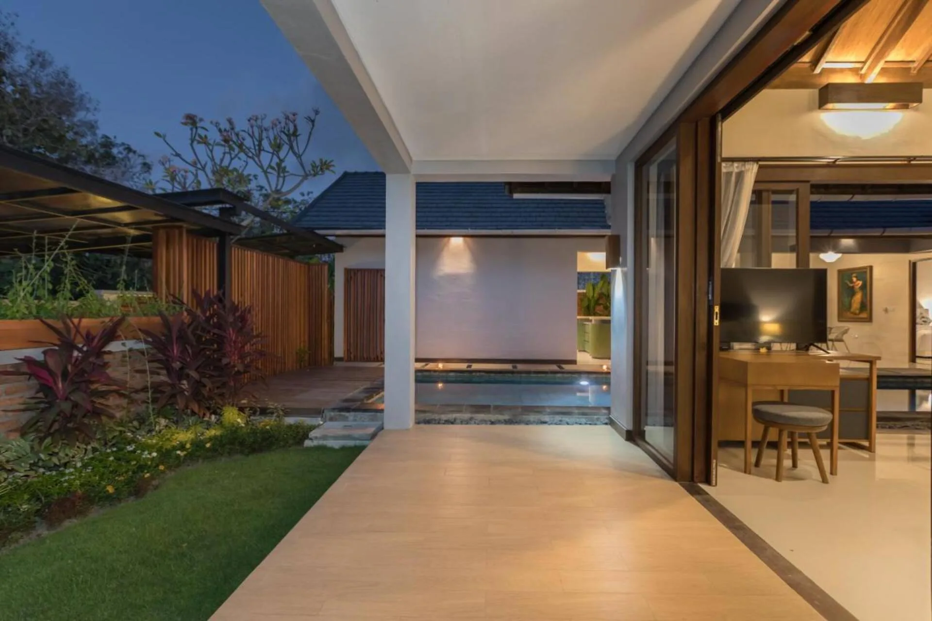 Modern-style 2 Bedroom Private Villa near Balangan Beach 5