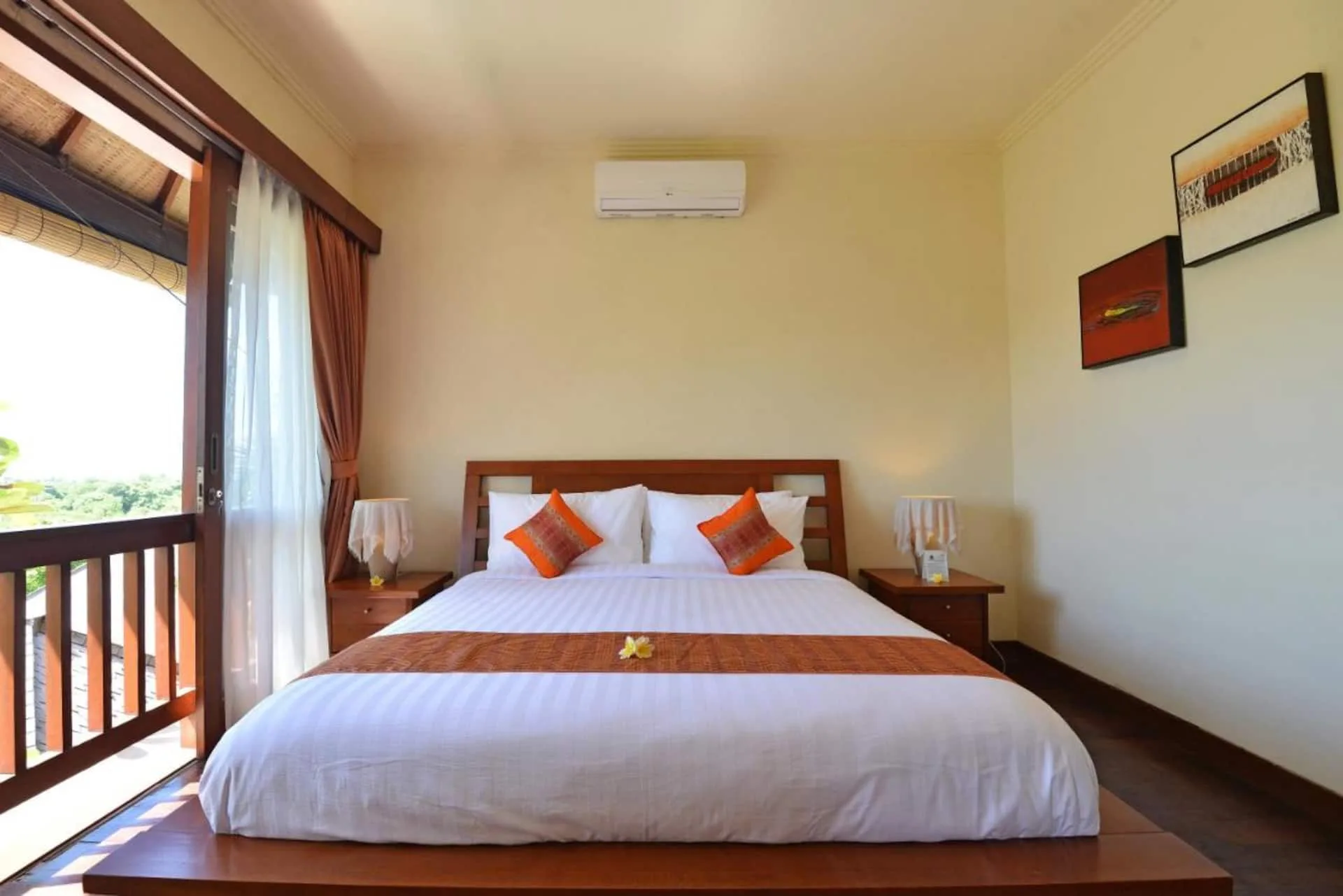 Wooden Touch 3 Bedroom Private Villa near Melasti Beach 4