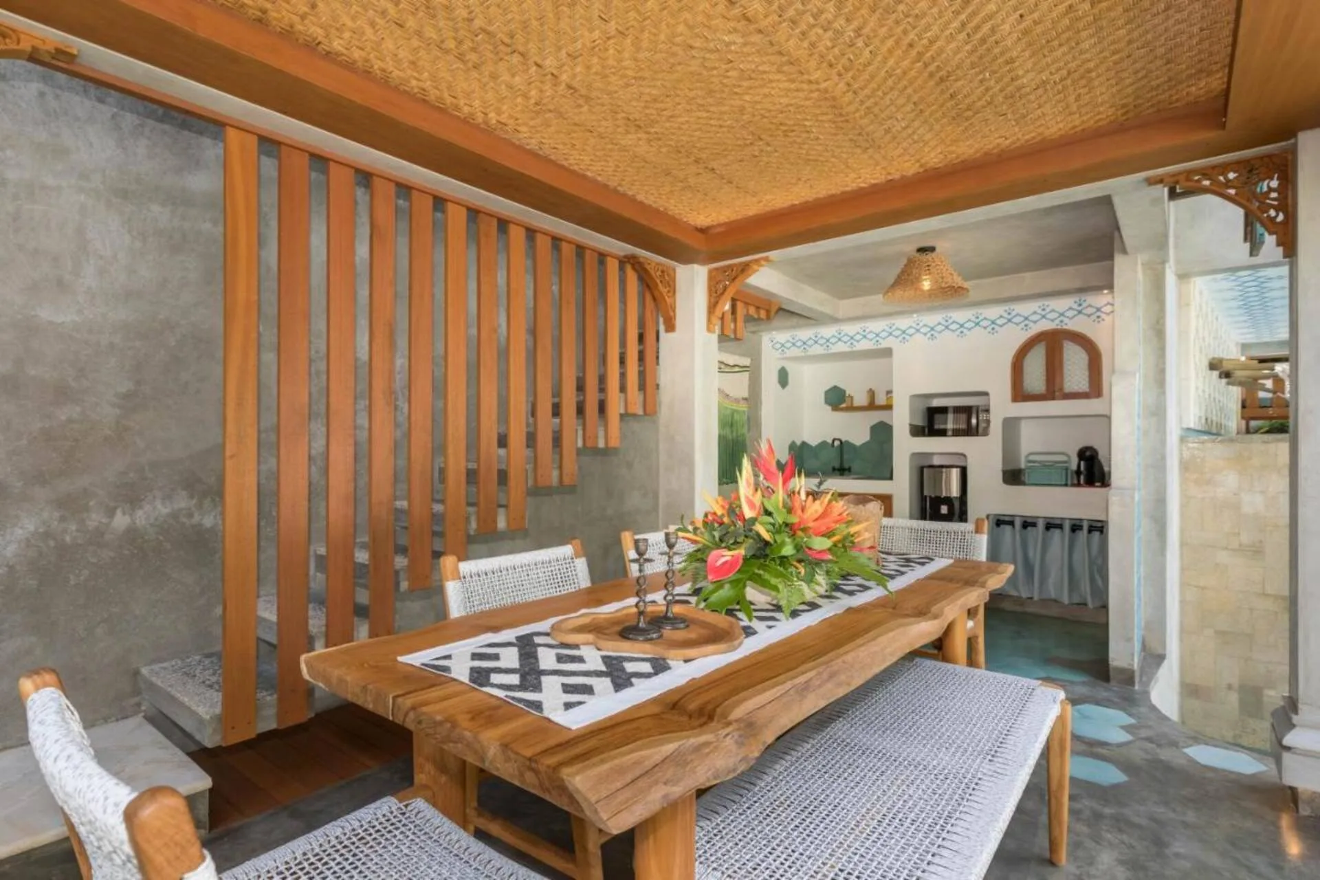 Luxe Modern Wooden 3 Bedroom Private Villa in Canggu 5