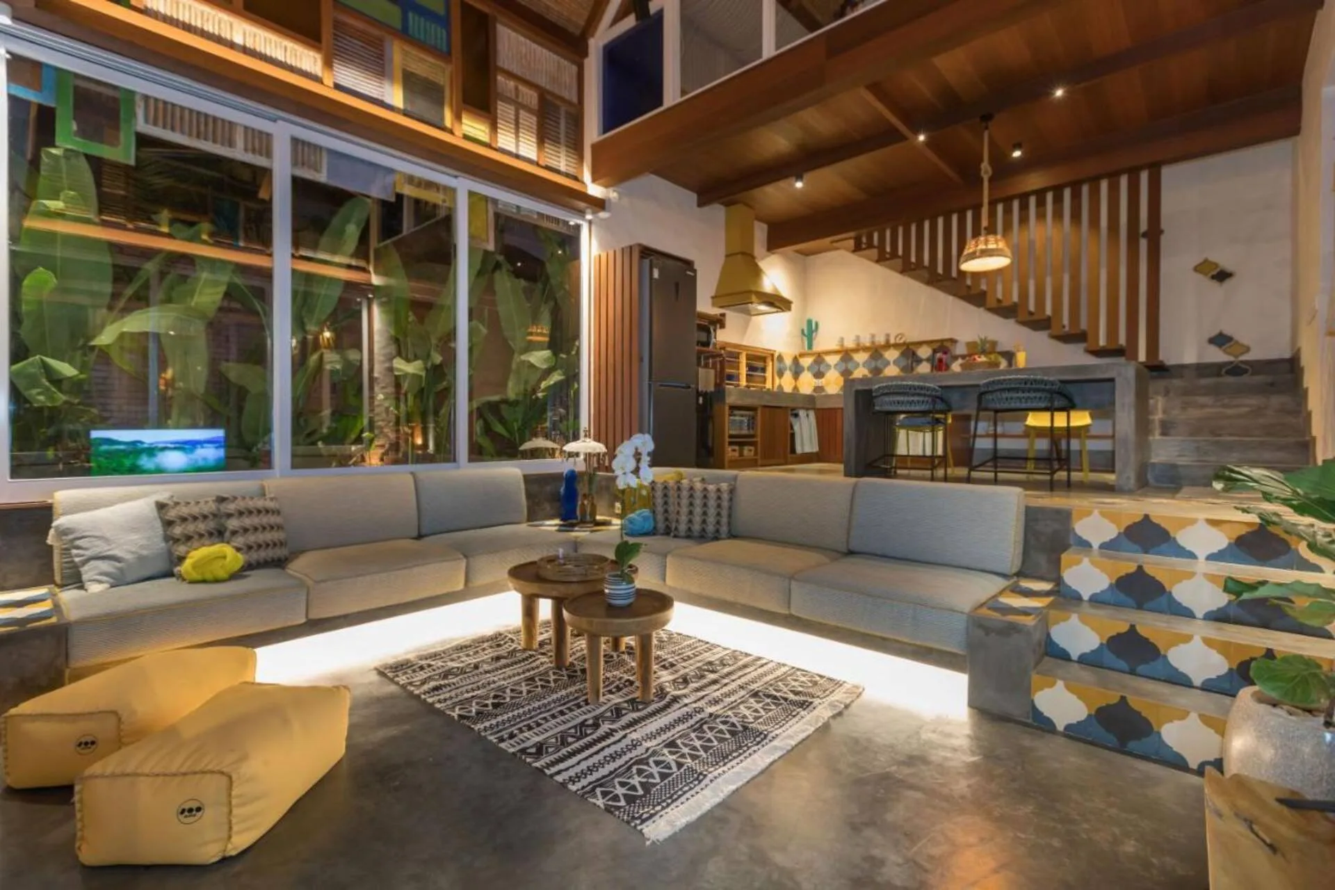 Luxe Modern Wooden 2 Bedroom Private Villa in Canggu 3