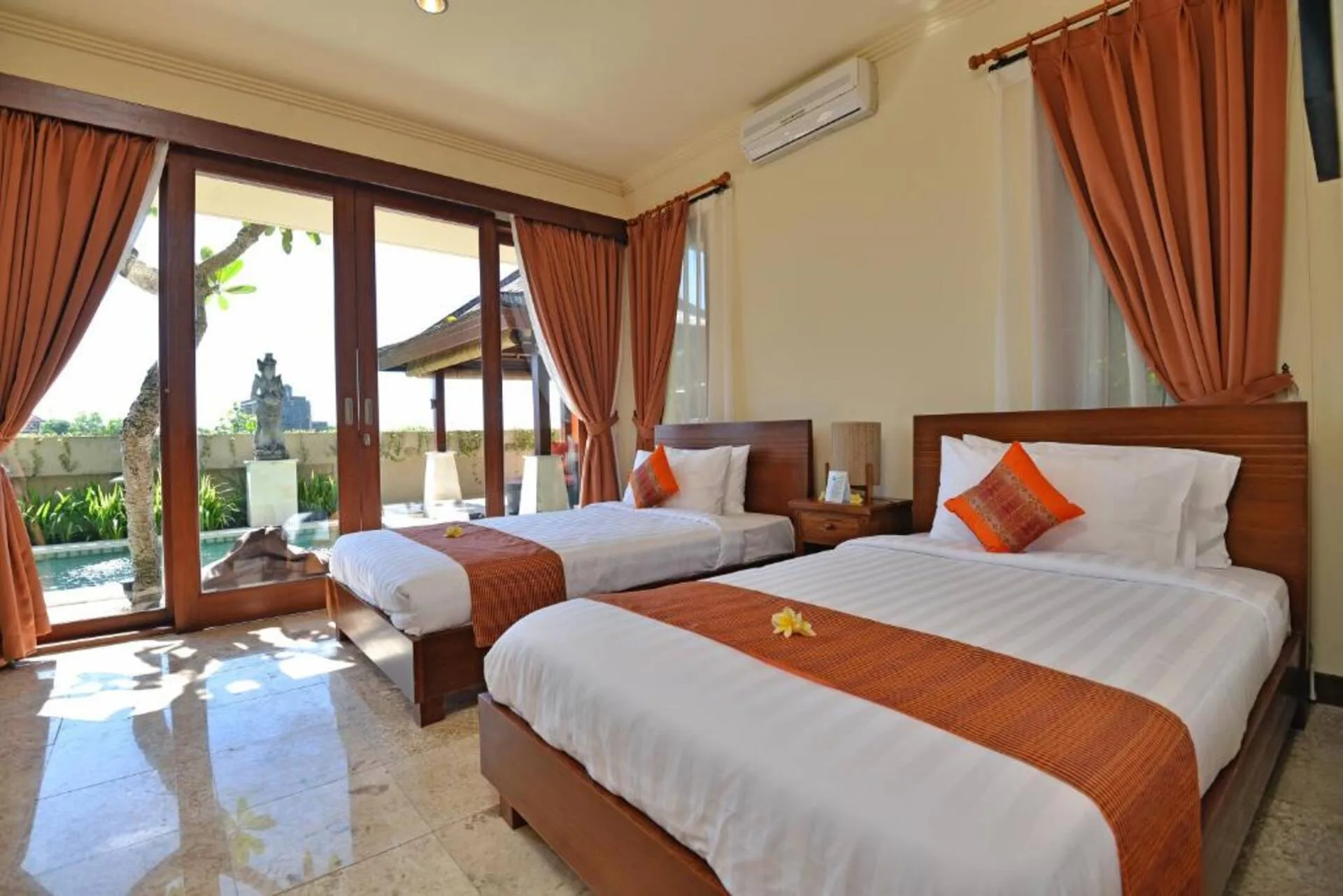 Joyful Poolside Retreat 3 Bedroom Private Villa in Uluwatu 5