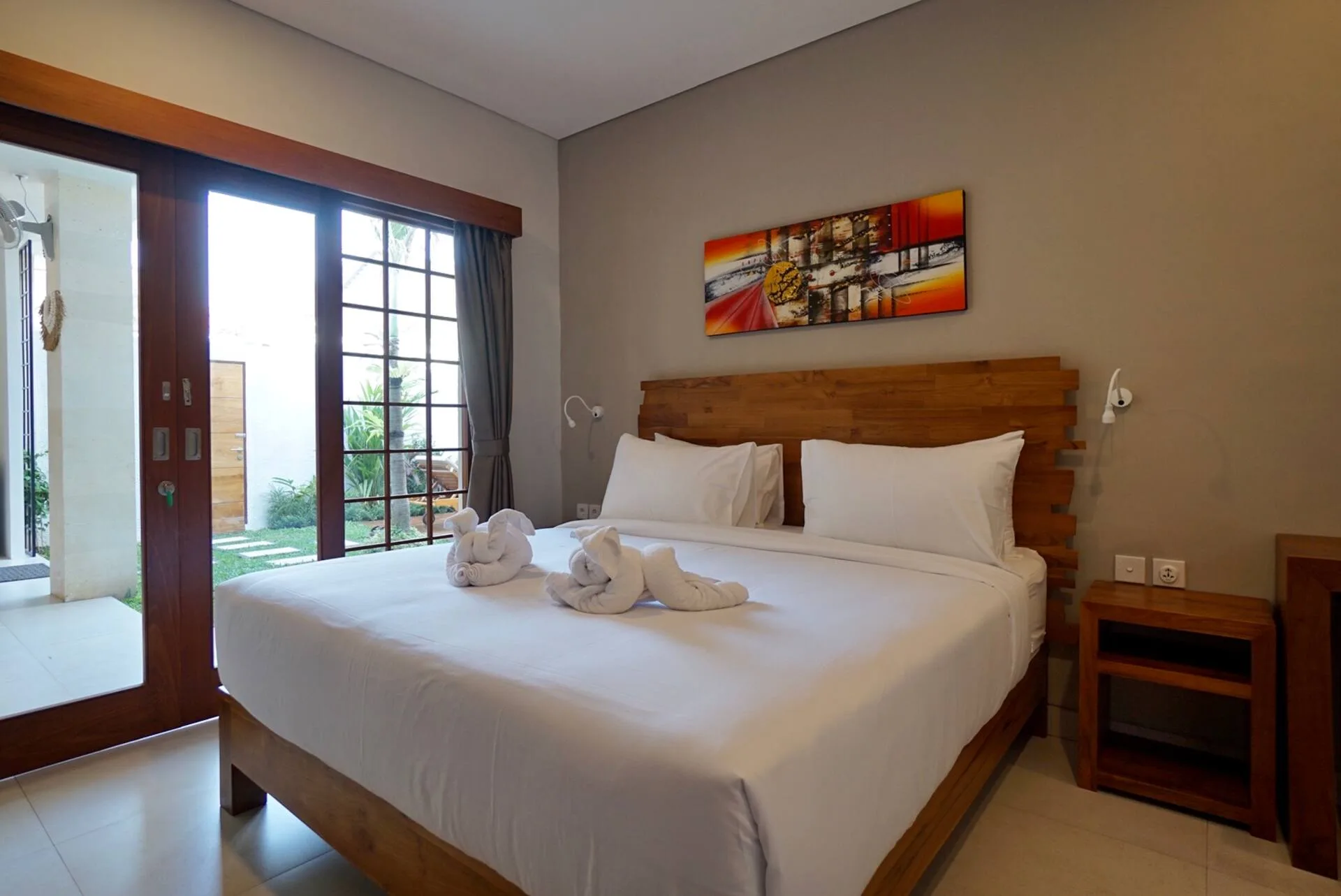 Joyful 3 Bedroom Villa with Pool in Canggu 5