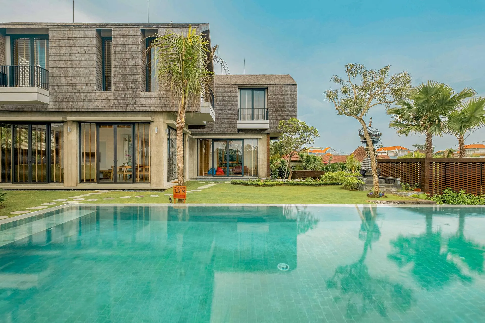 Modern-touch Tropical 3 Bedroom Private Villa in Canggu 3