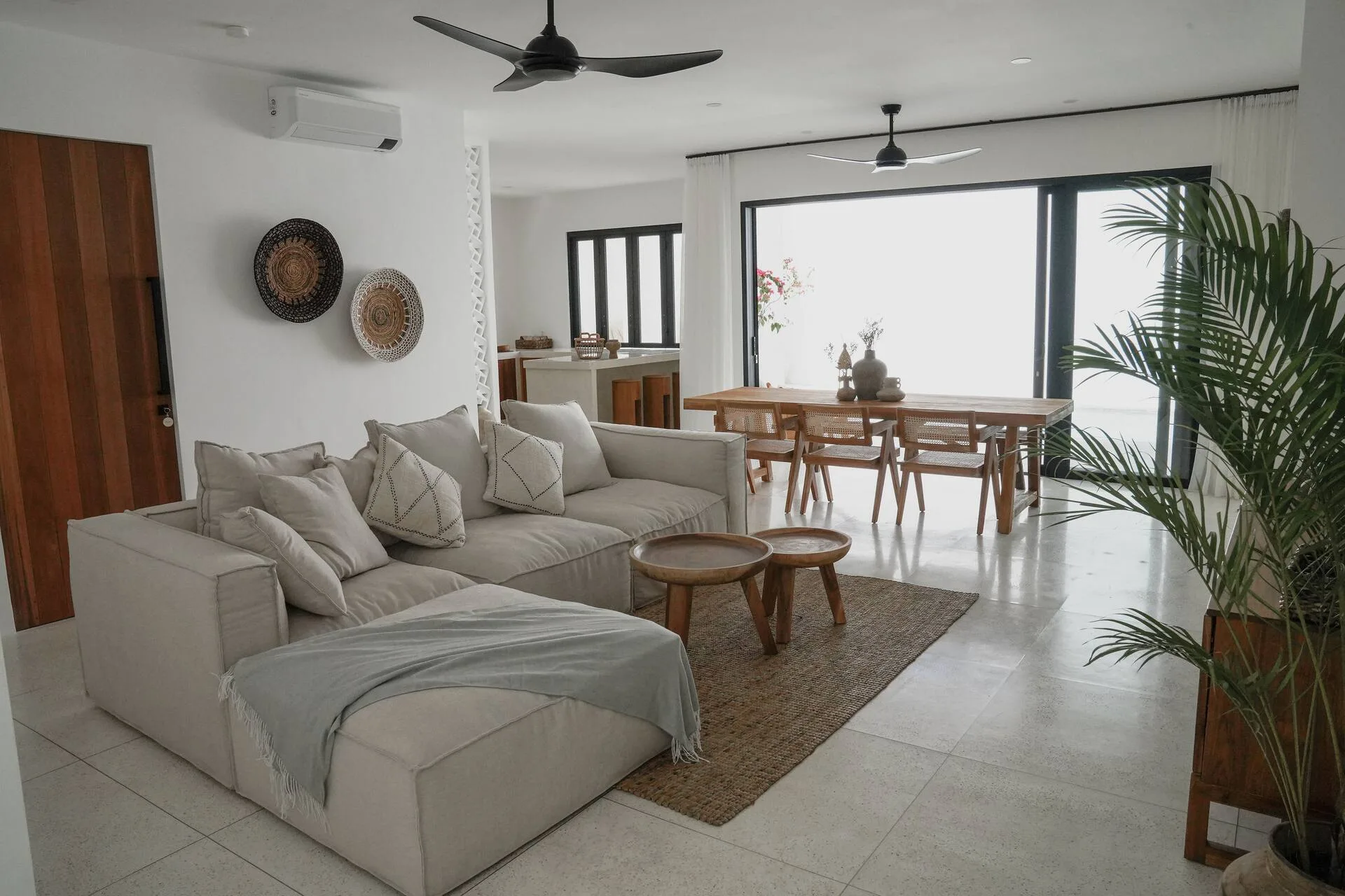 Sleek Designer Retreat 4 Bedroom Private Villa in Canggu 4