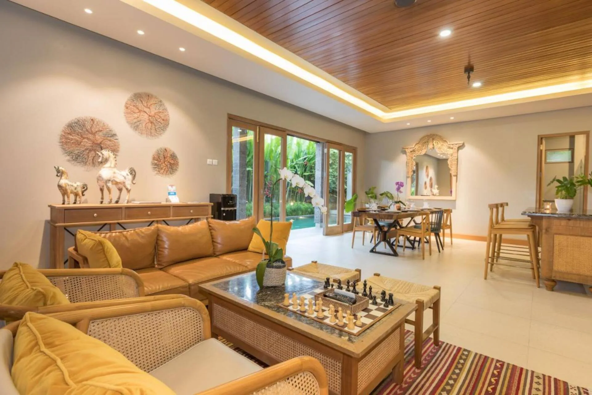 Modern Lush Wooden 2 Bedroom Private Villa in Canggu 5