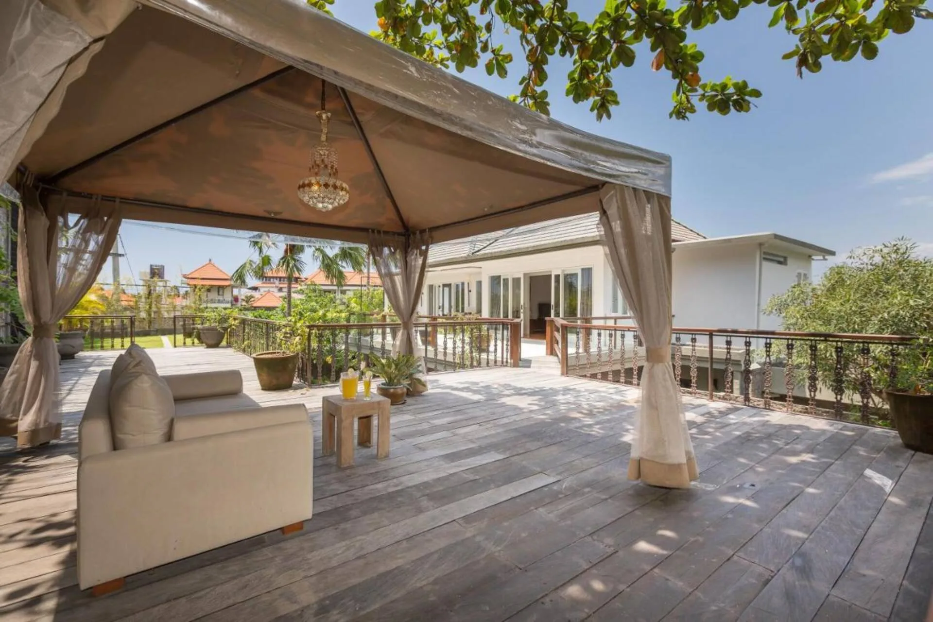 Spacious Vintage Luxe 3 Bedroom Private Villa in Canggu 4