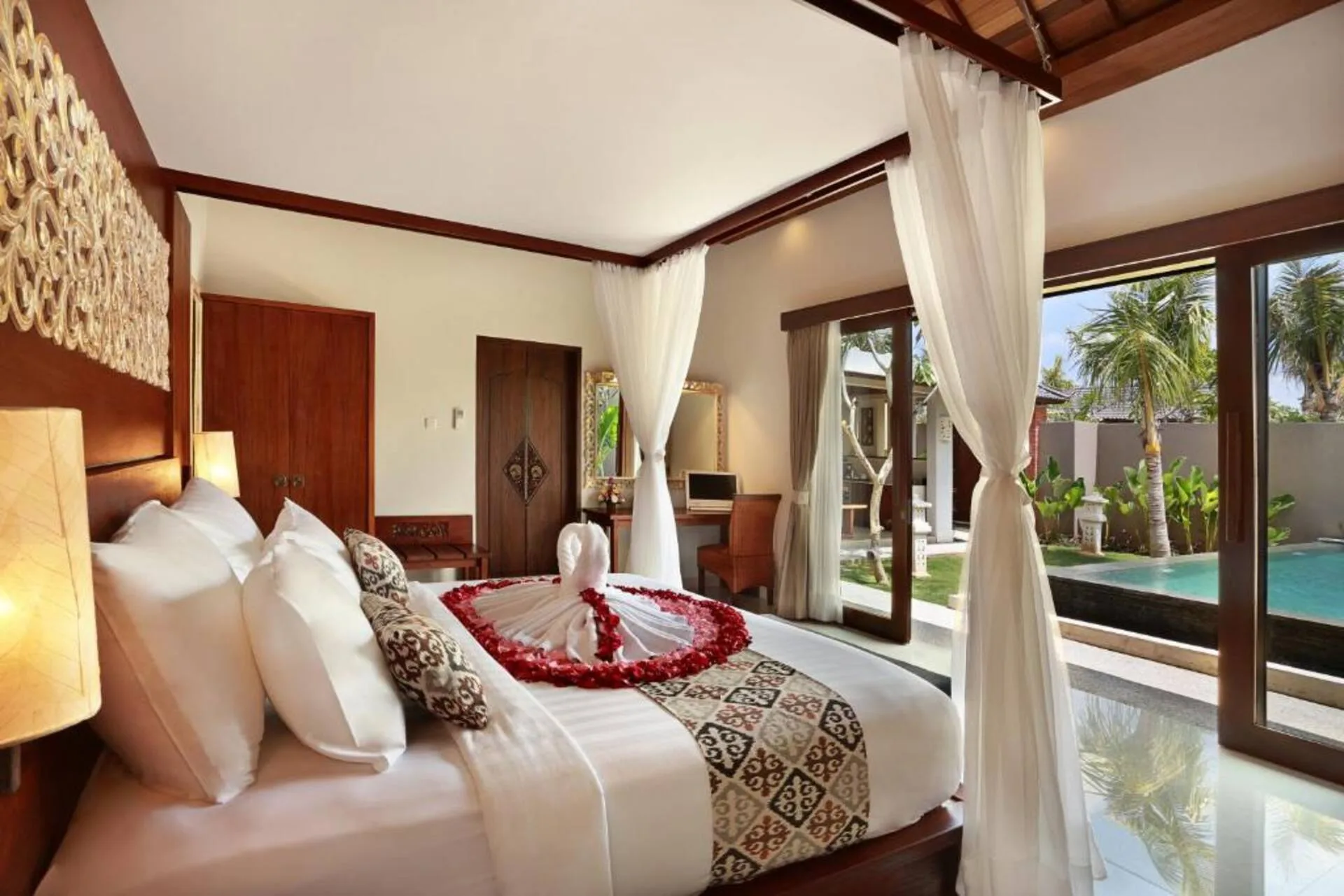 Exotic Modern Escape 1 Bedroom Private Villa in Jimbaran 5