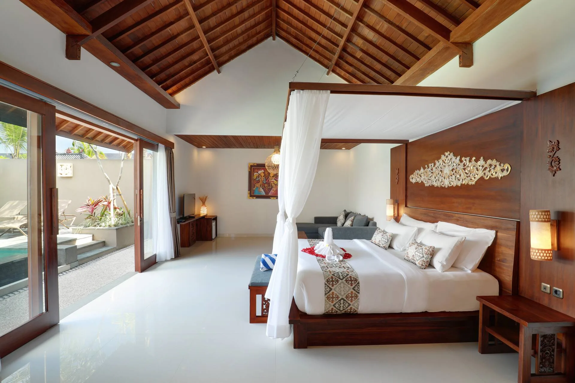 Exotic Modern 1 Bedroom Private Villa in Jimbaran 3