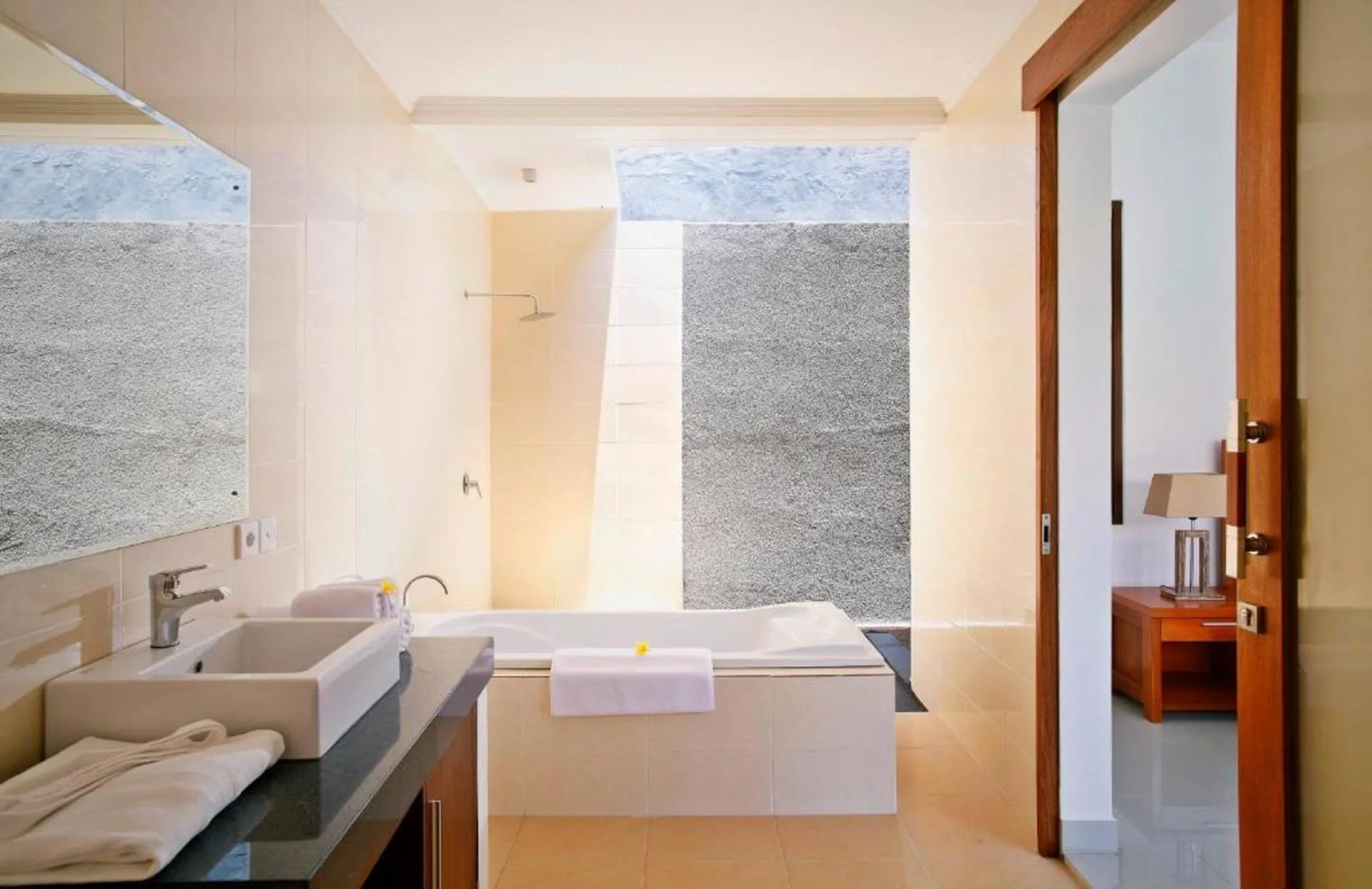 Spacious Poolside Sanctuary 3 Bedroom Private Villa in Seminyak 5