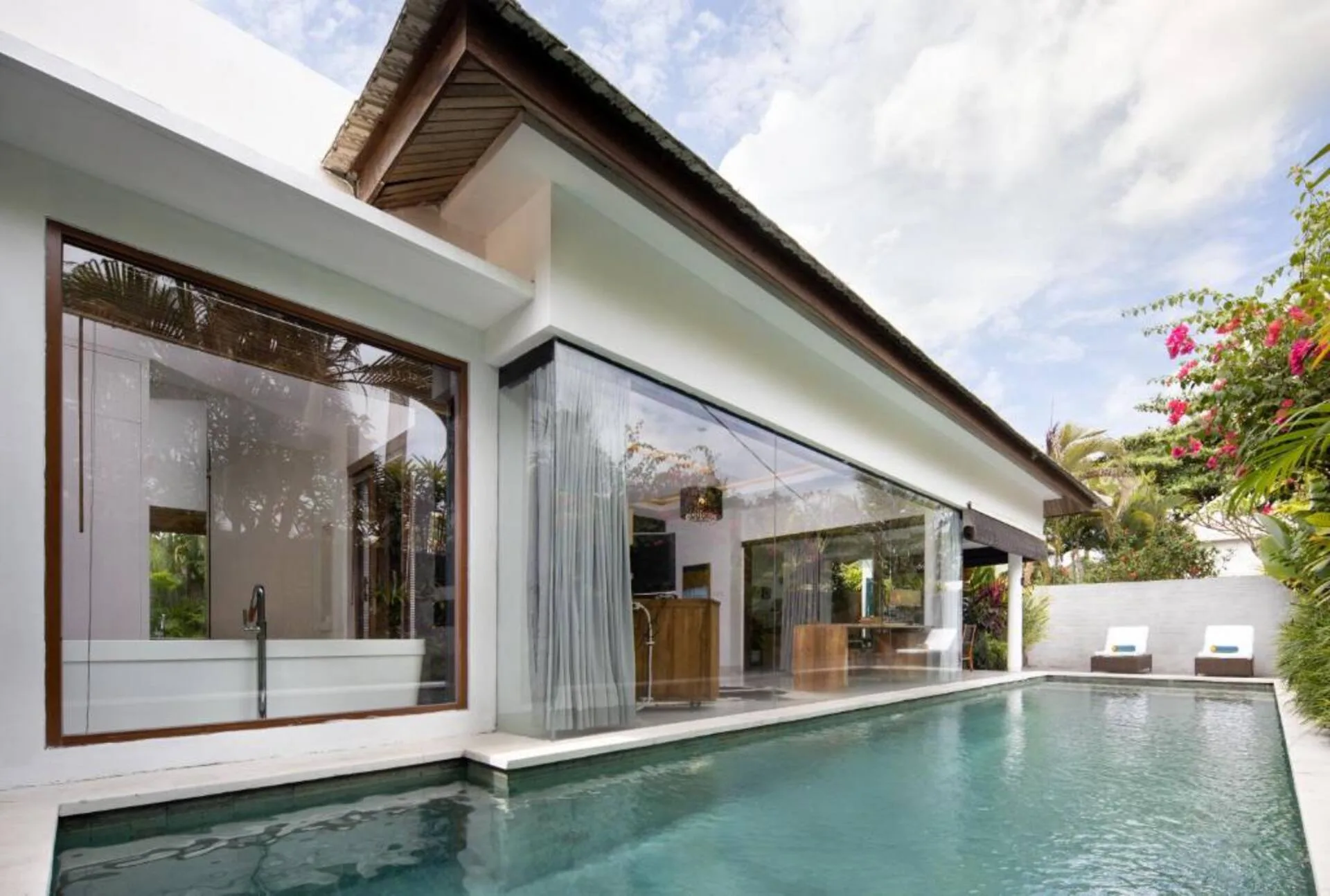 Romantic 1 Bedroom Private Pool Villa Canggu 5