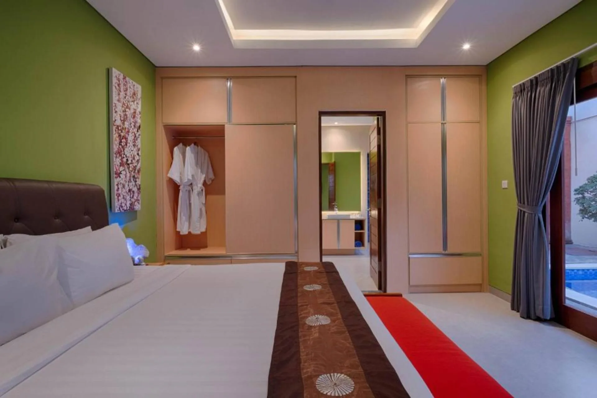 Romantic 2 Bedroom Private Pool Villa Canggu 4
