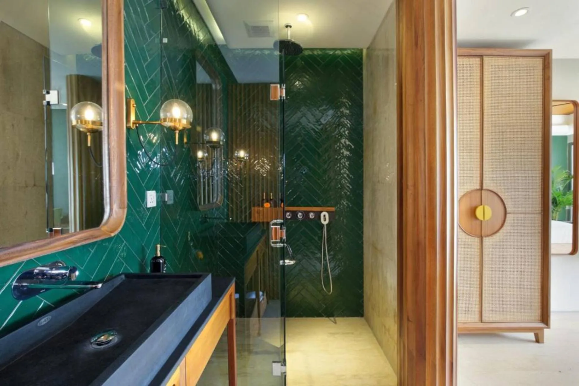 One Bedroom Villa with Private Pool Seminyak 4