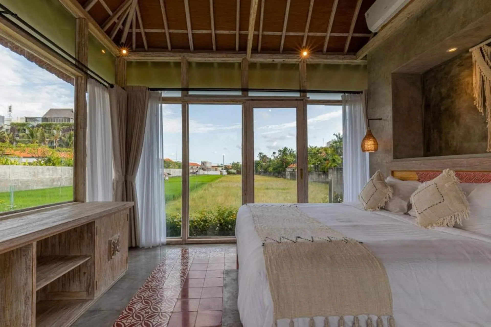Wooden Elegant 3 Bedroom Private Villa in Seminyak 2