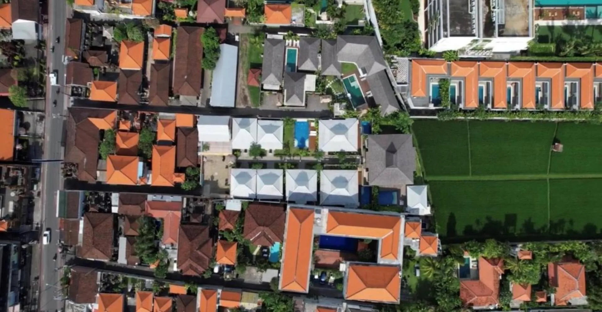 Wooden Elegant Sanctuary 3 Bedroom Private Villa in Seminyak 3