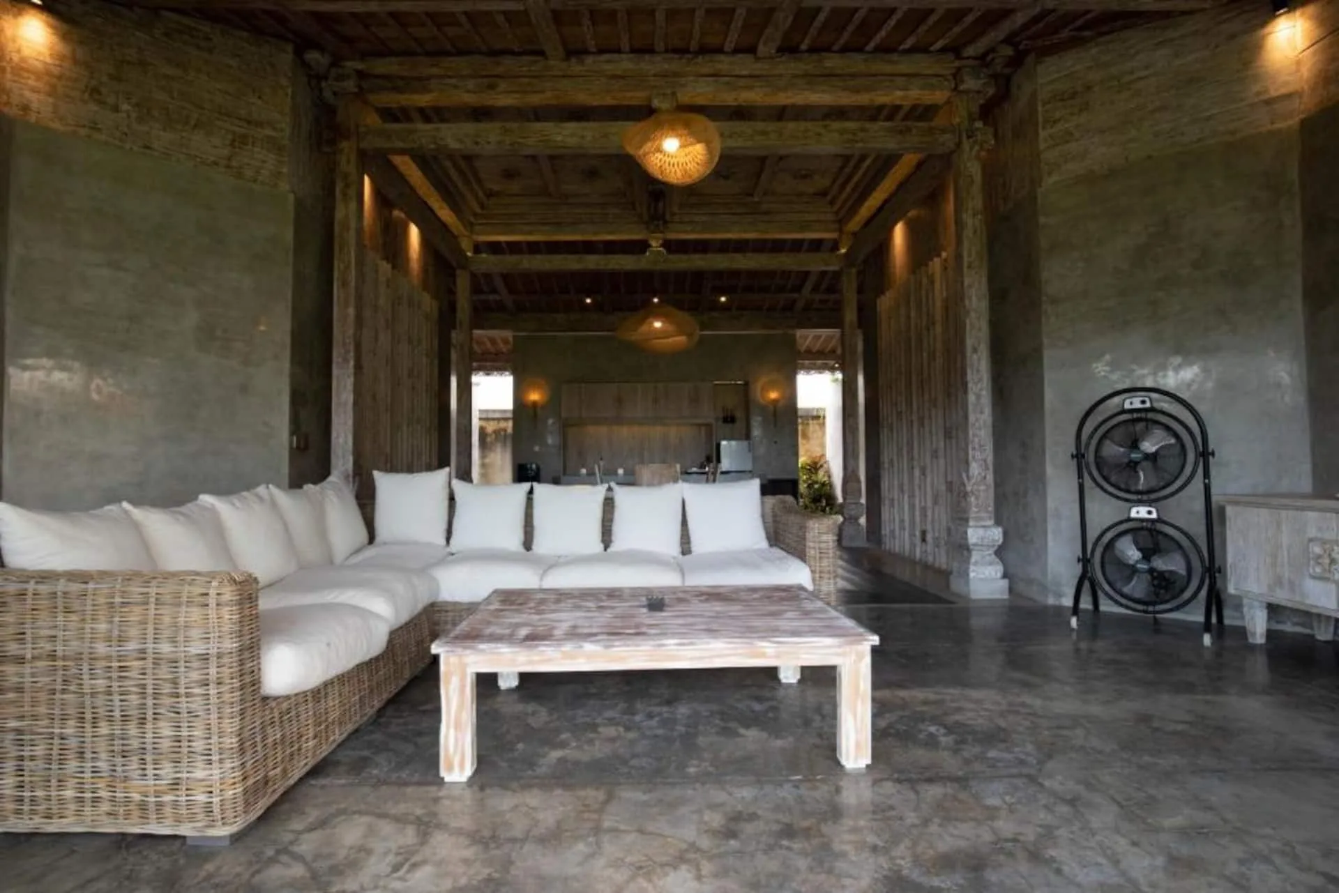 Wooden Elegant Sanctuary 3 Bedroom Private Villa in Seminyak 4
