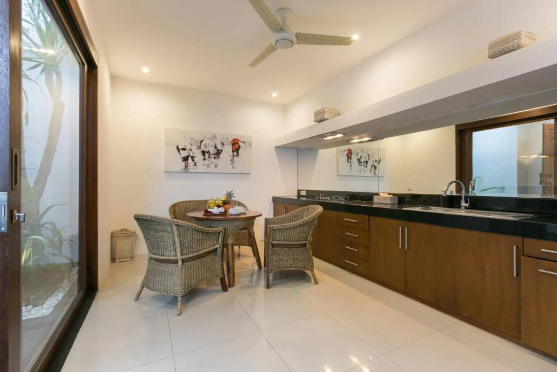 Escape 1 Bedroom Villa near Kuta Beach 5