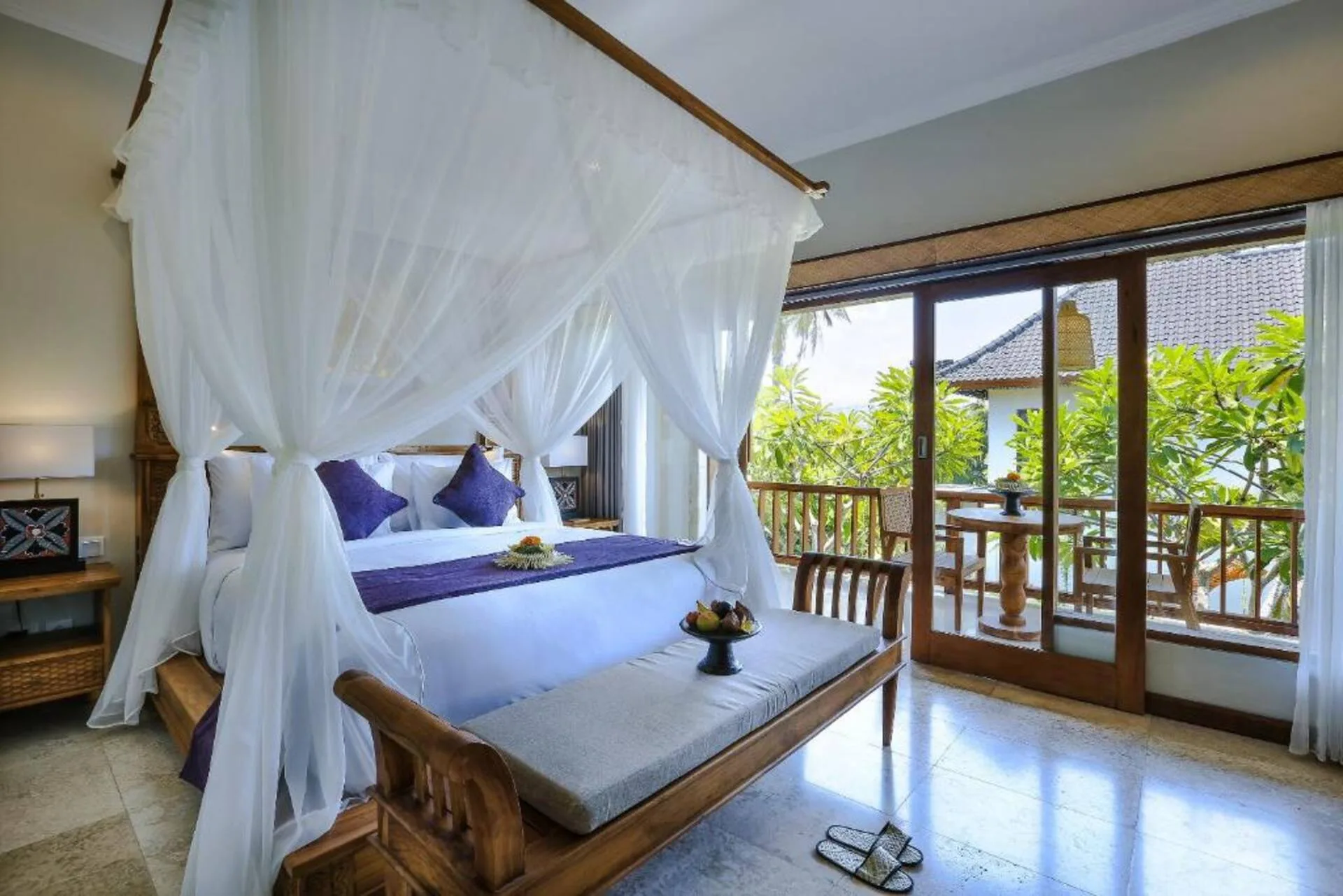 4 Bedroom with Southern Sunrise near Keramas Beach 2