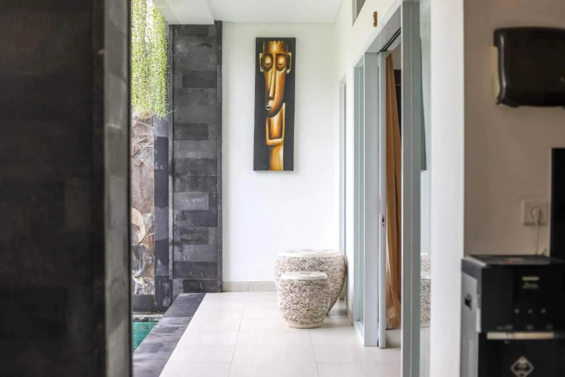 Modern 3 Bedroom Villa in Central Legian 4