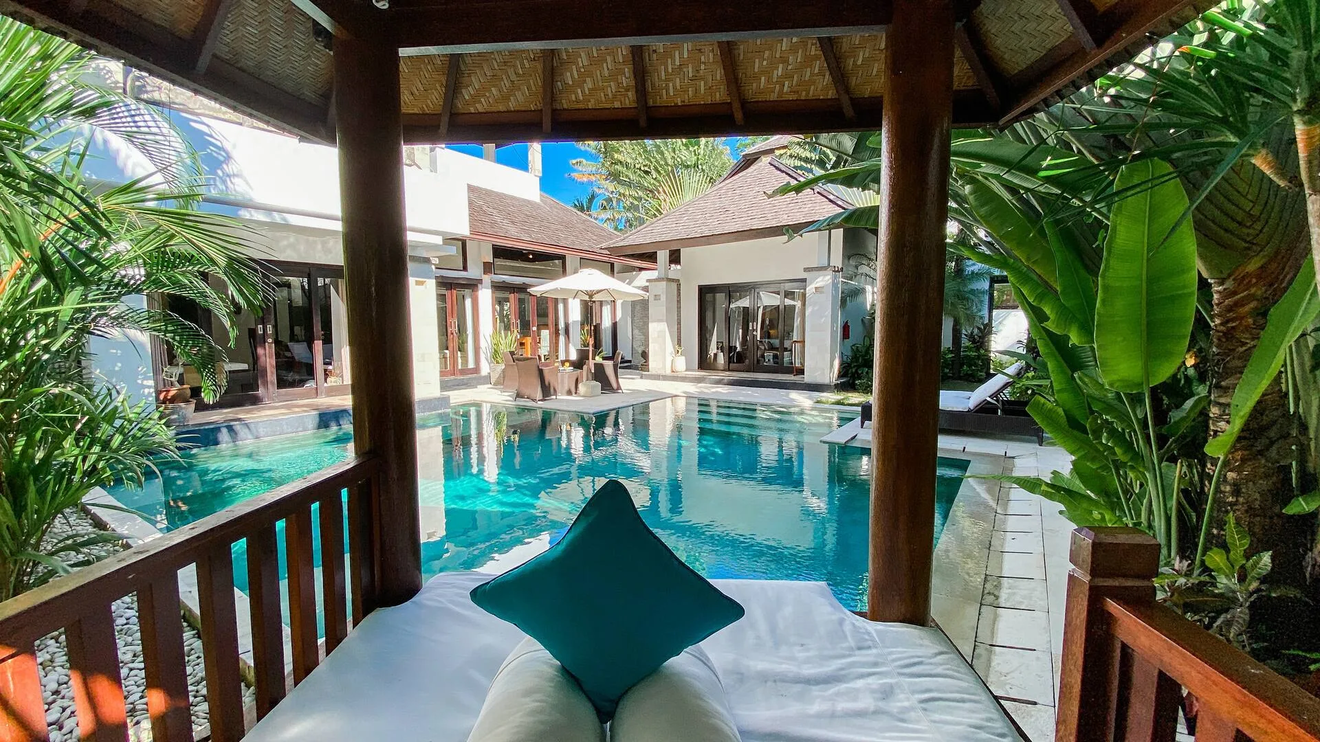 Grand Homestyle 3 Bedroom Private Villa in Benoa Bay 2