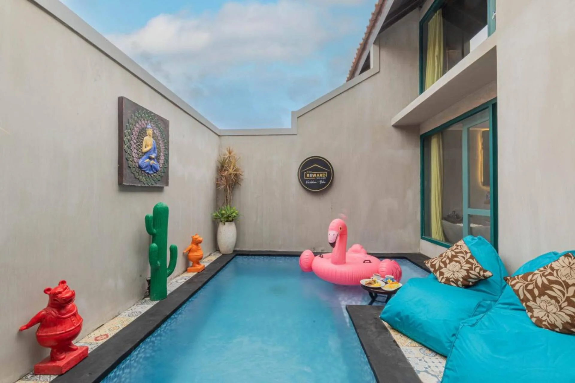 Industrial Concept 1 Bedroom Private Villa in Seminyak 3