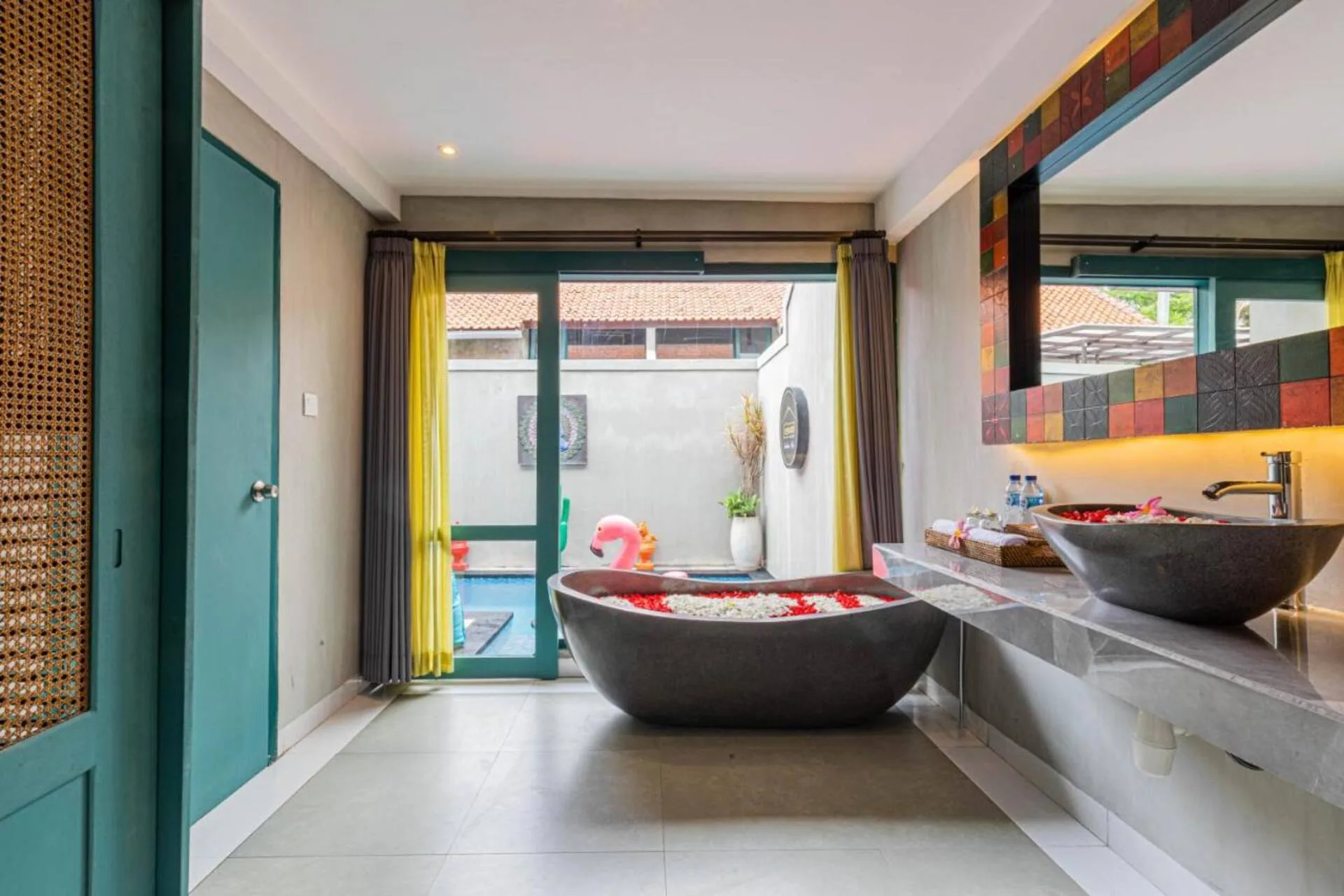 Mezzanine Industrial 1 Bedroom Private Villa in Seminyak 2
