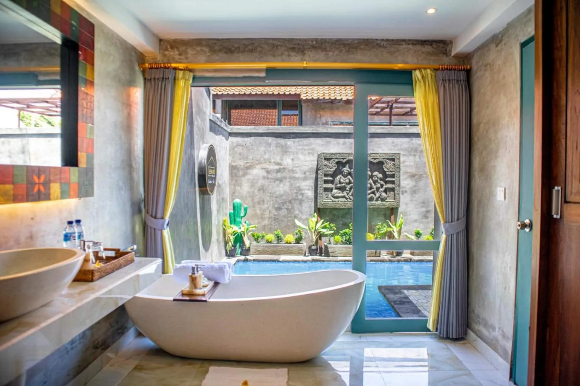 New Industrial 1 Bedroom Private Villa in Seminyak 2